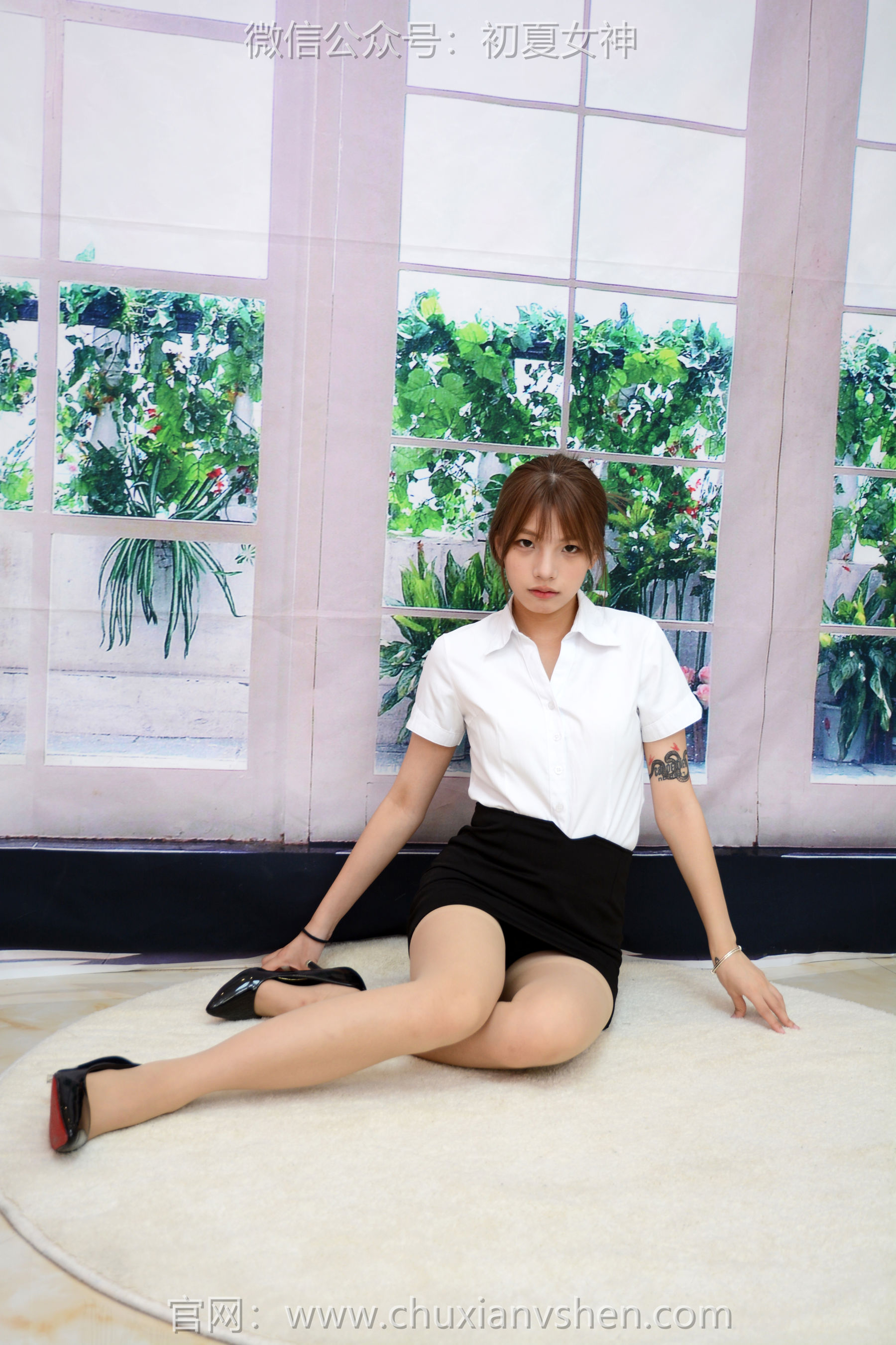 初夏女神 No.293 番茄 保险推销/(100P)