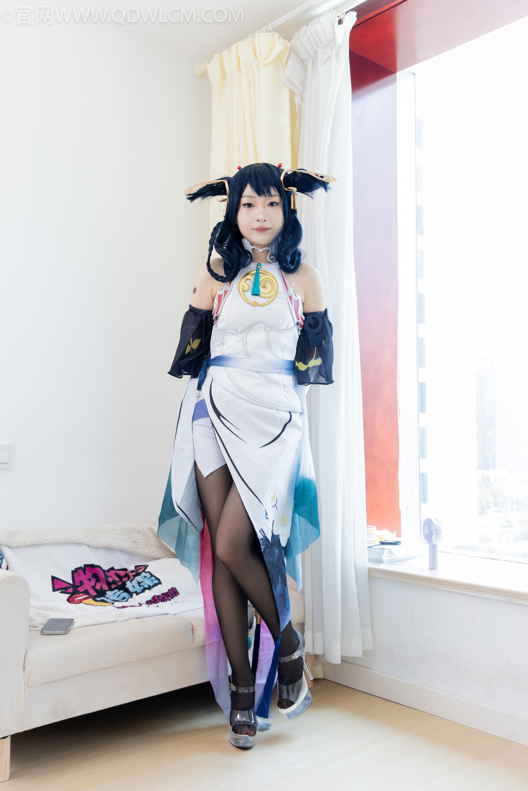 物恋传媒 No.2478 嘟嘟 - cos服、高跟凉鞋、薄白丝、薄黑丝/(183P)