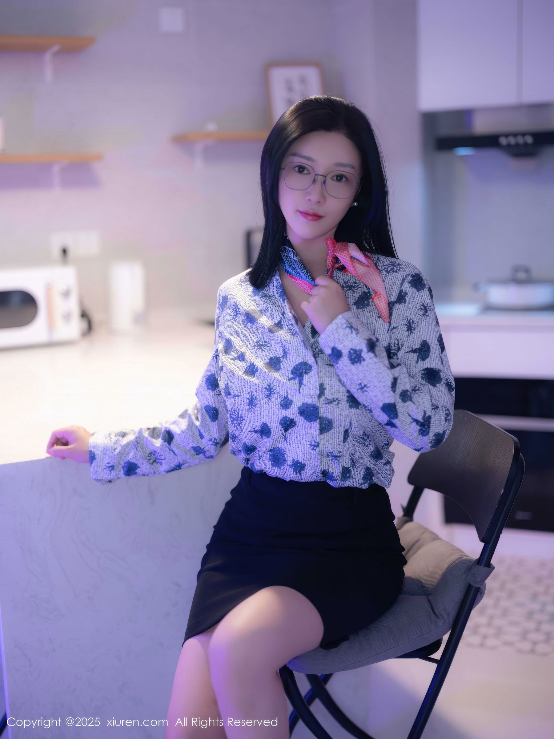 [秀人XiuRen] 2025.10.14 No.10866 雅茹老师/(61P)