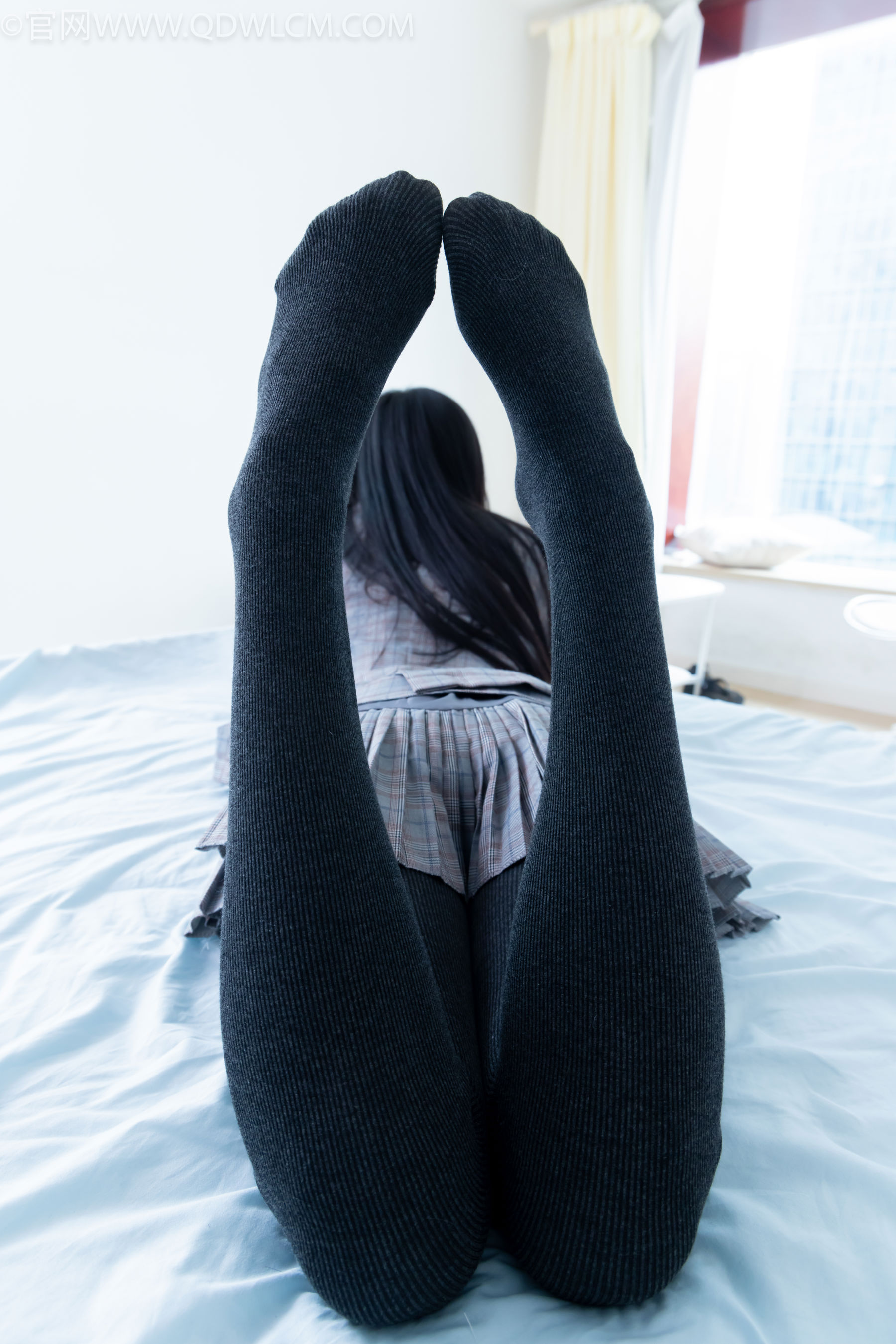 物恋传媒 No.2479 茯苓 - 皮鞋、厚灰连裤棉袜/(160P)