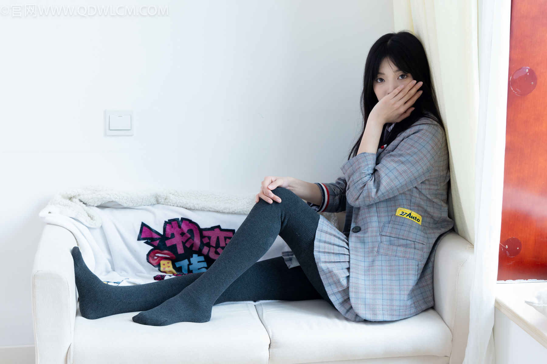 物恋传媒 No.2479 茯苓 - 皮鞋、厚灰连裤棉袜/(160P)