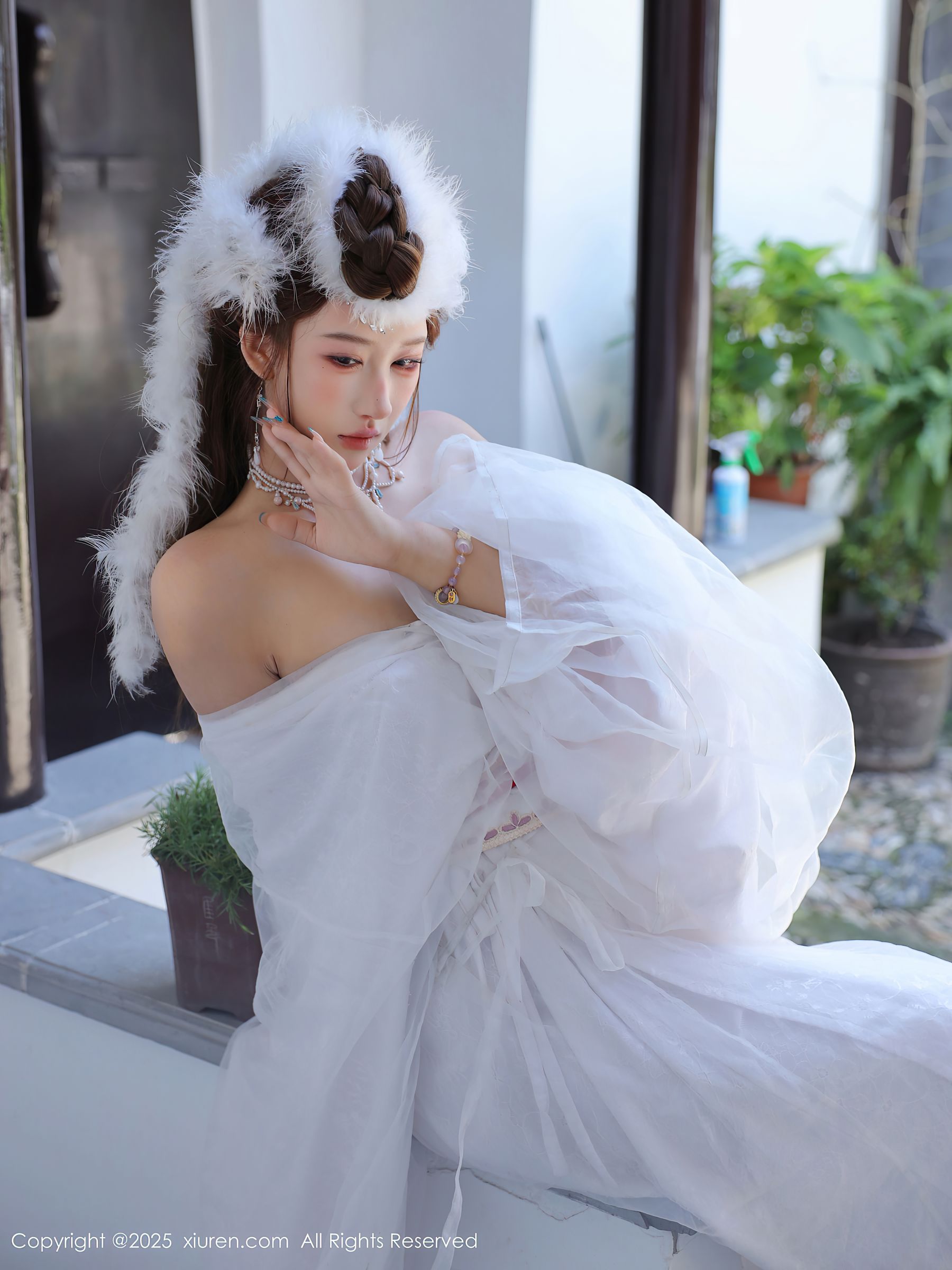 [秀人XiuRen] 2025.10.09 No.10843 金允希Yuki/(78P)