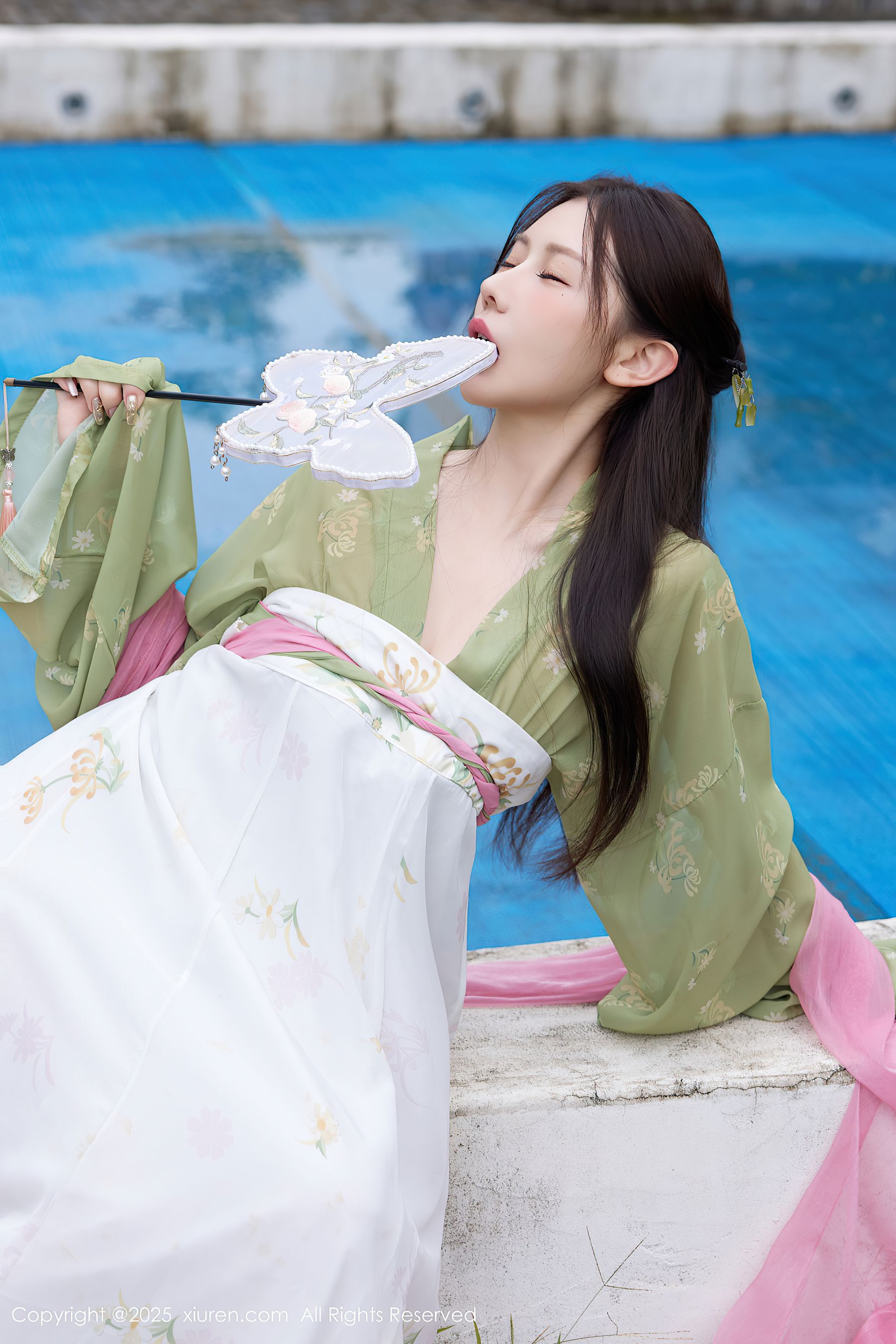 [秀人XiuRen] 2025.09.30 No.10834 尹甜甜sunny/(83P)