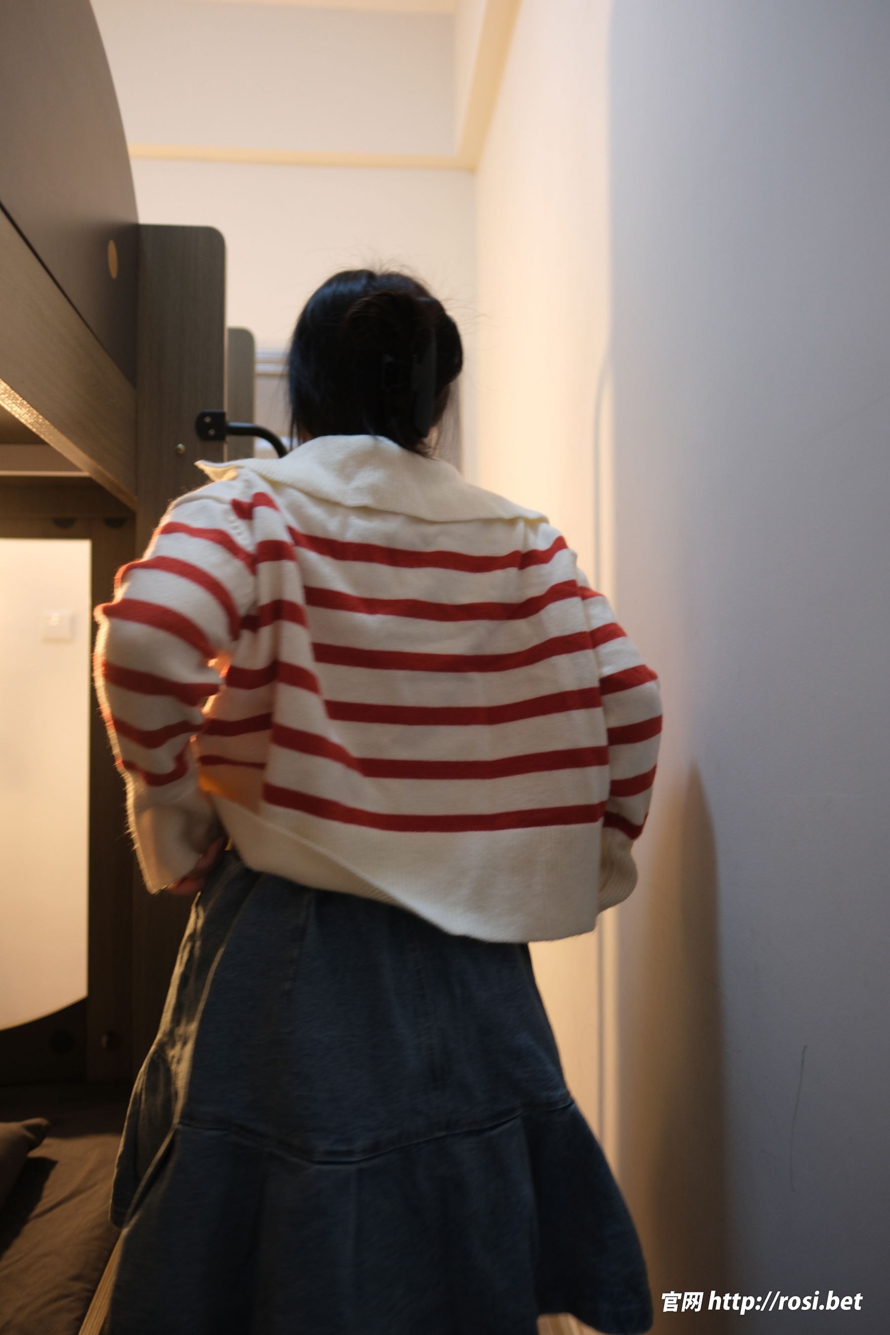 [ROSI写真] 2025.11.11 NO.5090/(102P)