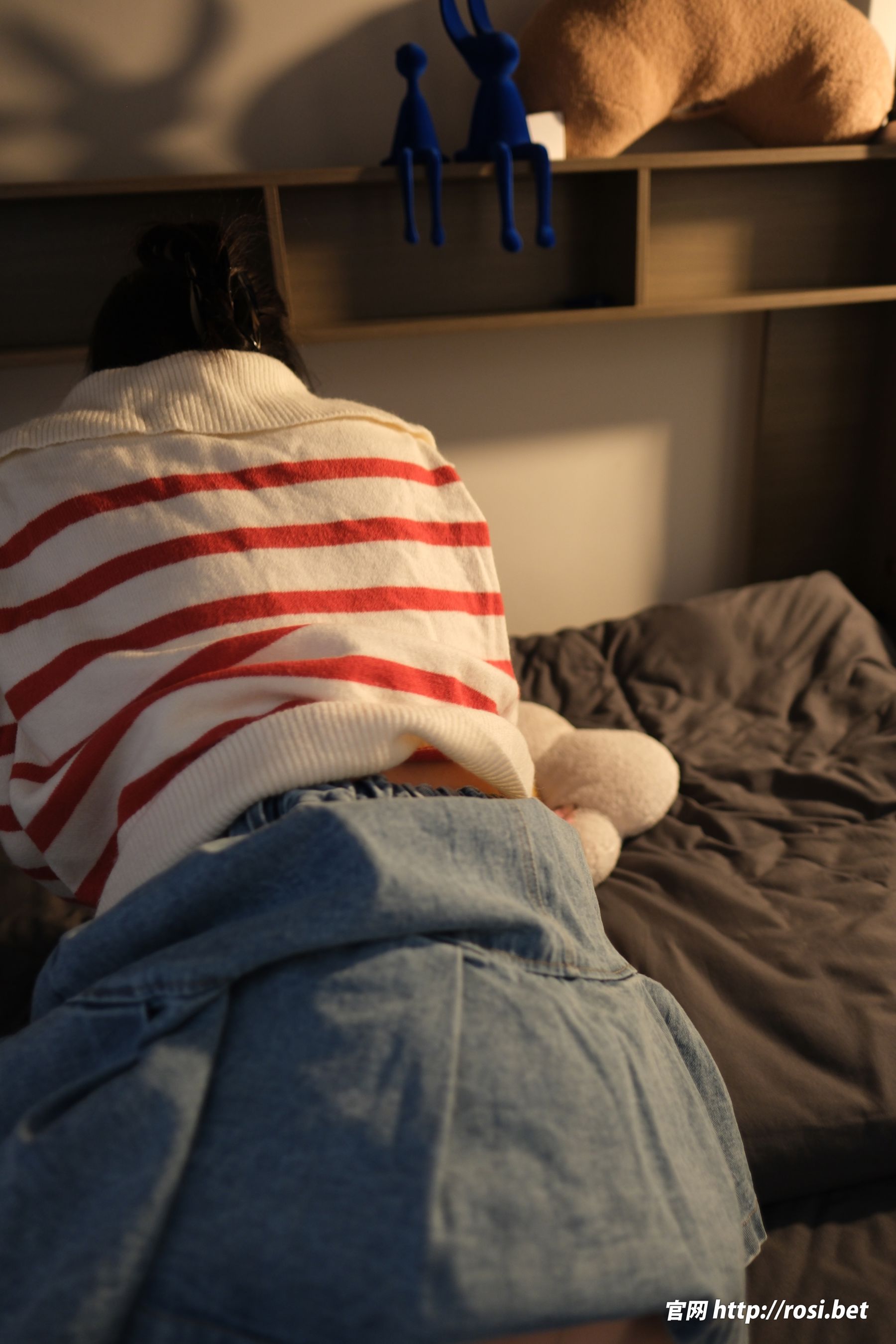 [ROSI写真] 2025.11.11 NO.5090/(102P)