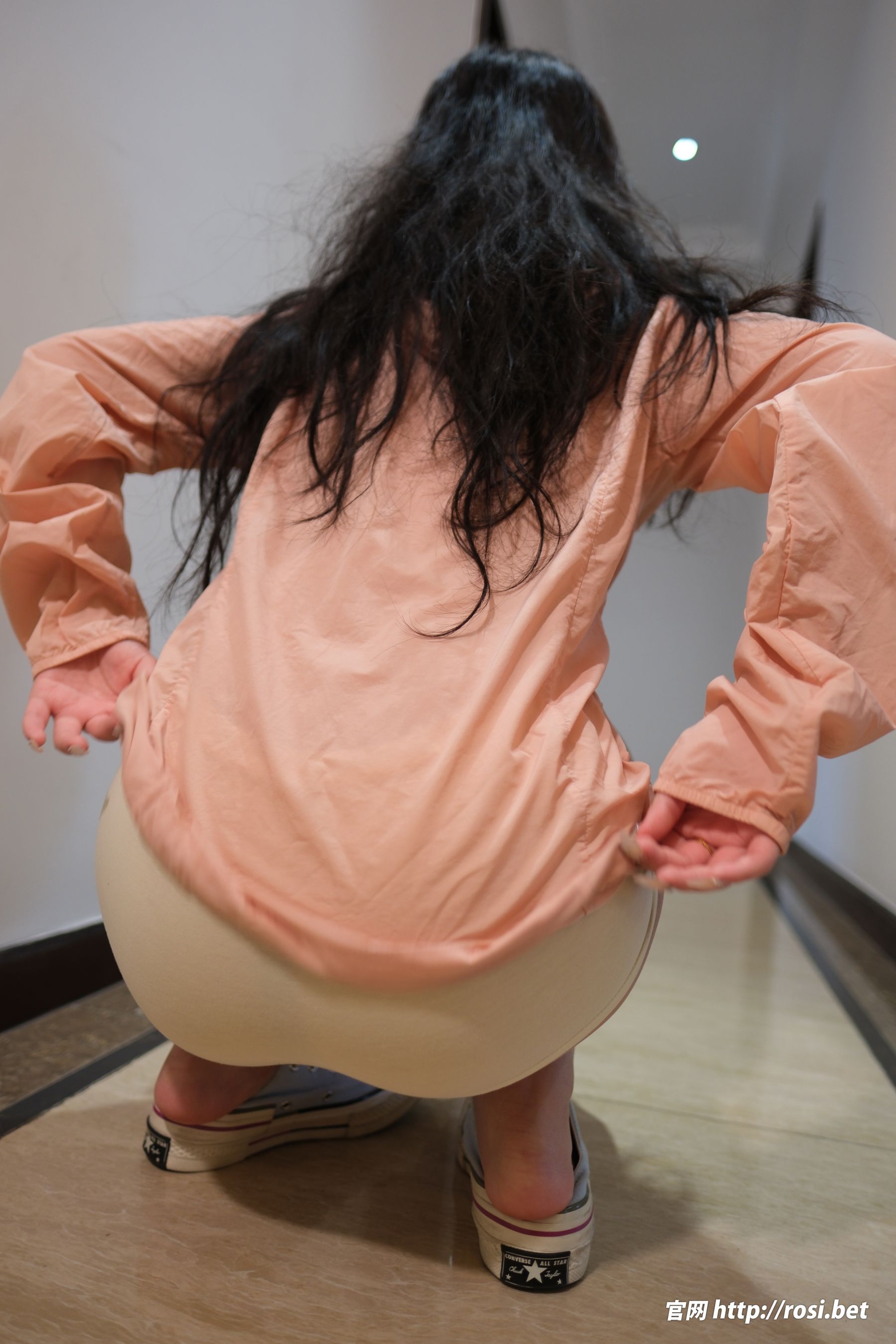 [ROSI写真] 2025.11.08 NO.5087/(88P)