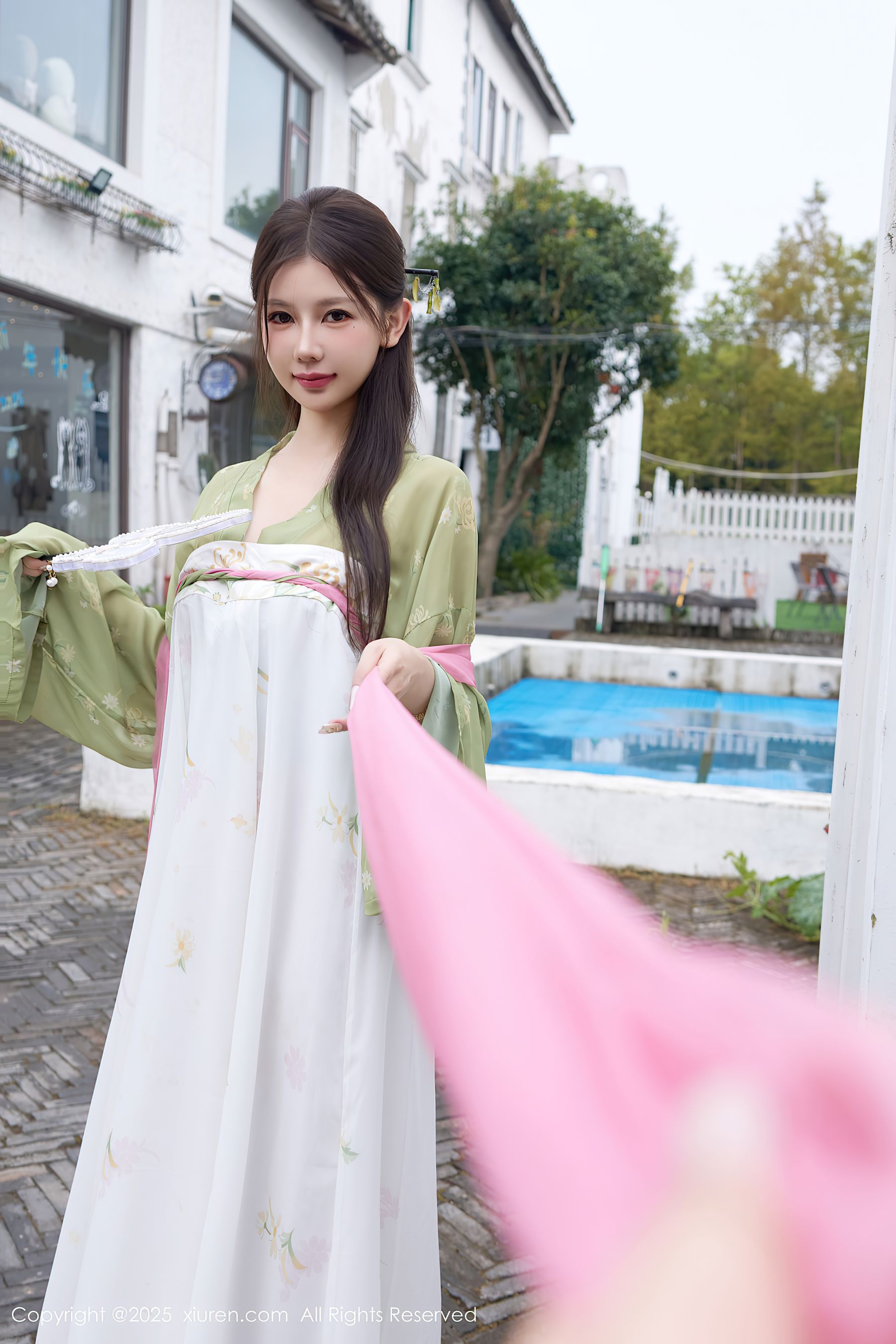 [秀人XiuRen] 2025.09.30 No.10834 尹甜甜sunny/(83P)