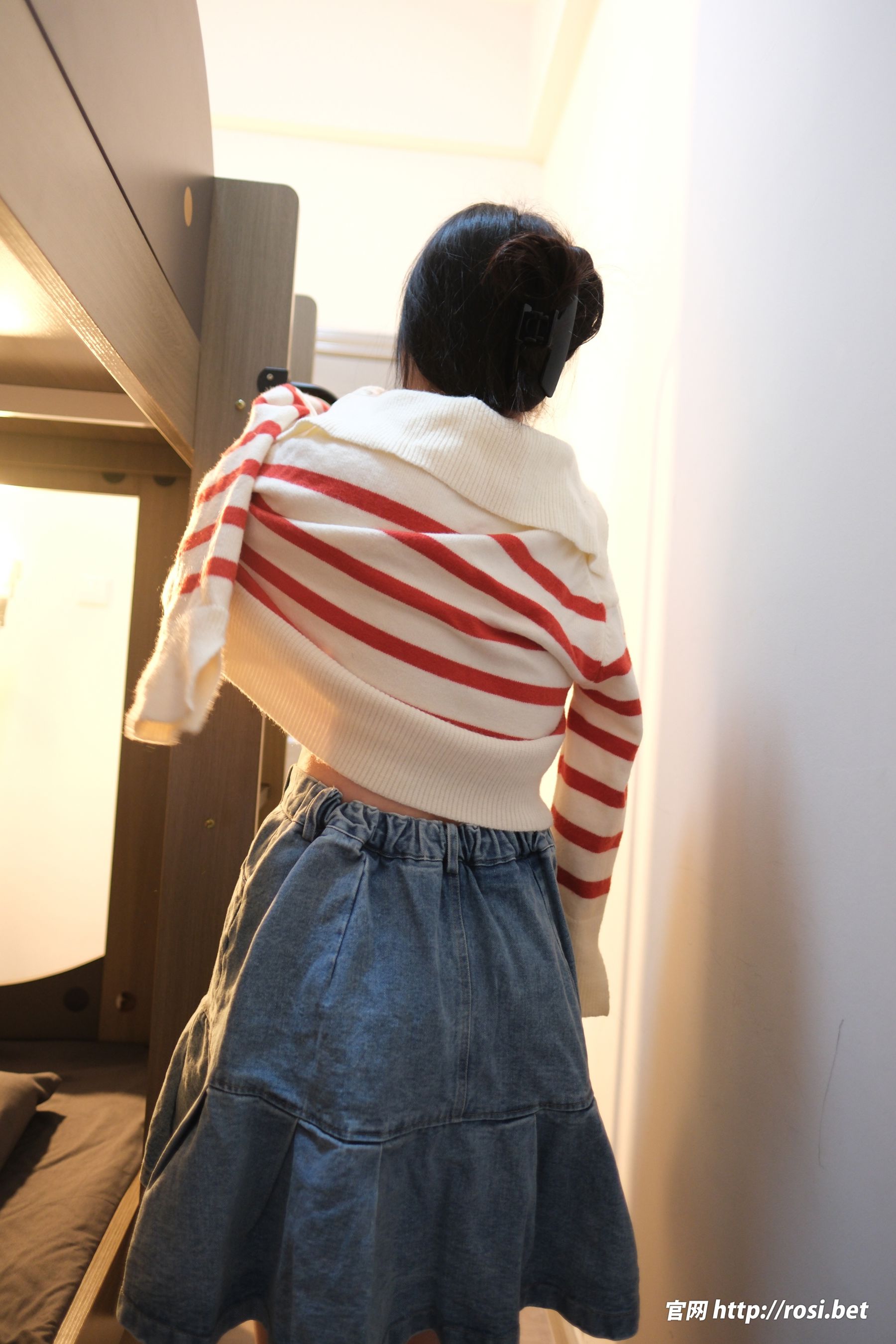 [ROSI写真] 2025.11.11 NO.5090/(102P)