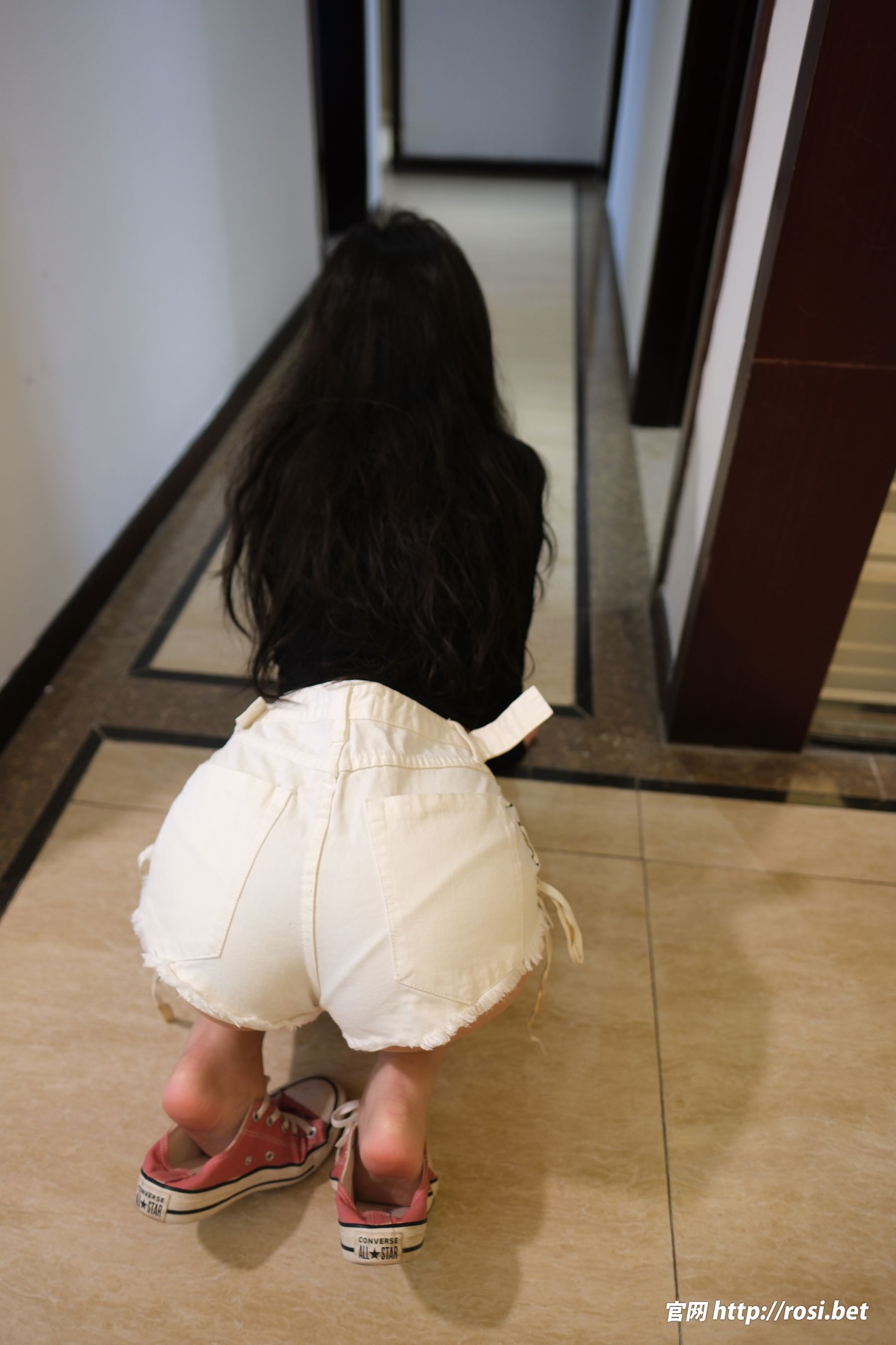 [ROSI写真] 2025.10.30 NO.5078/(104P)