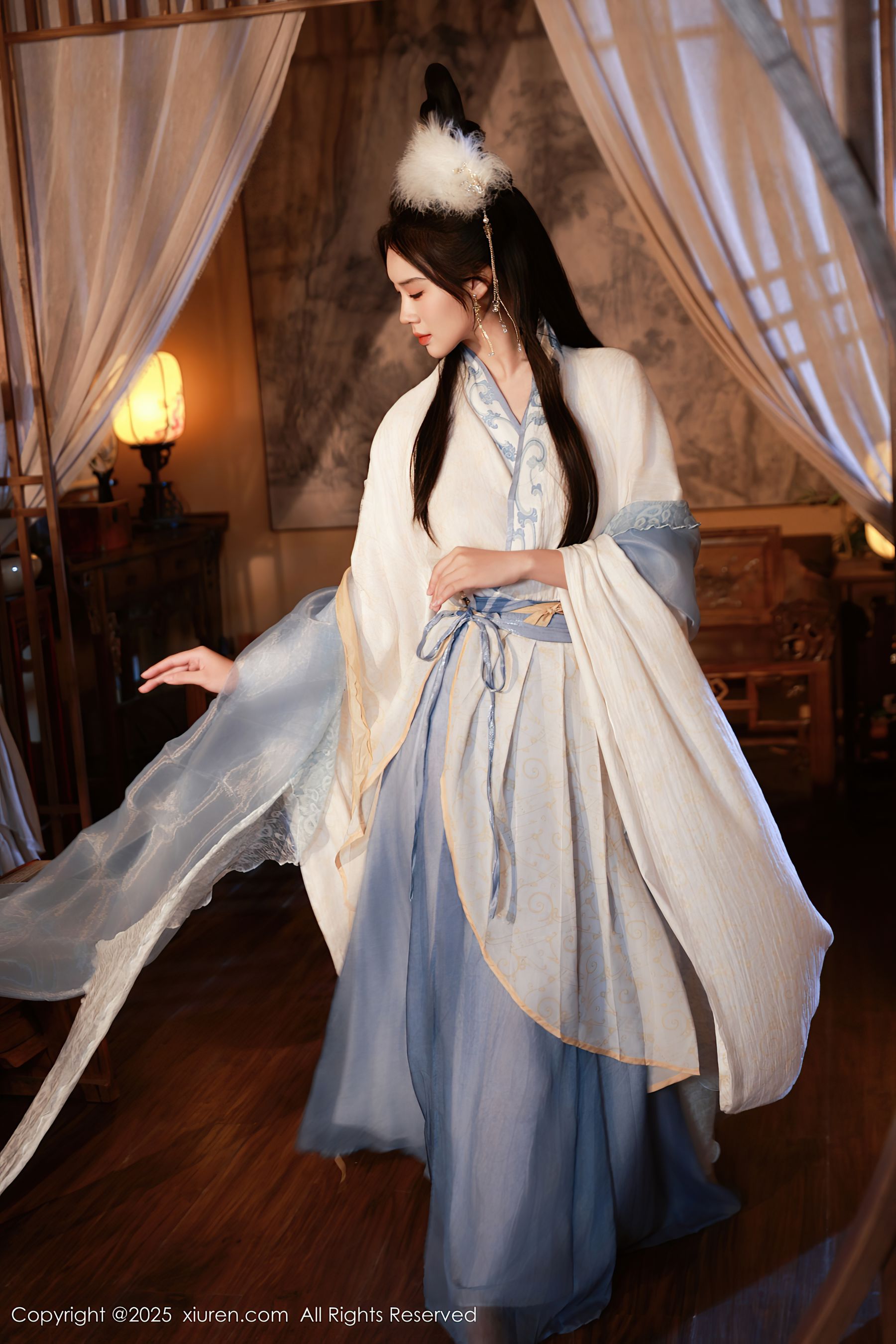 [秀人XiuRen] 2025.09.30 No.10835 南乔/(76P)