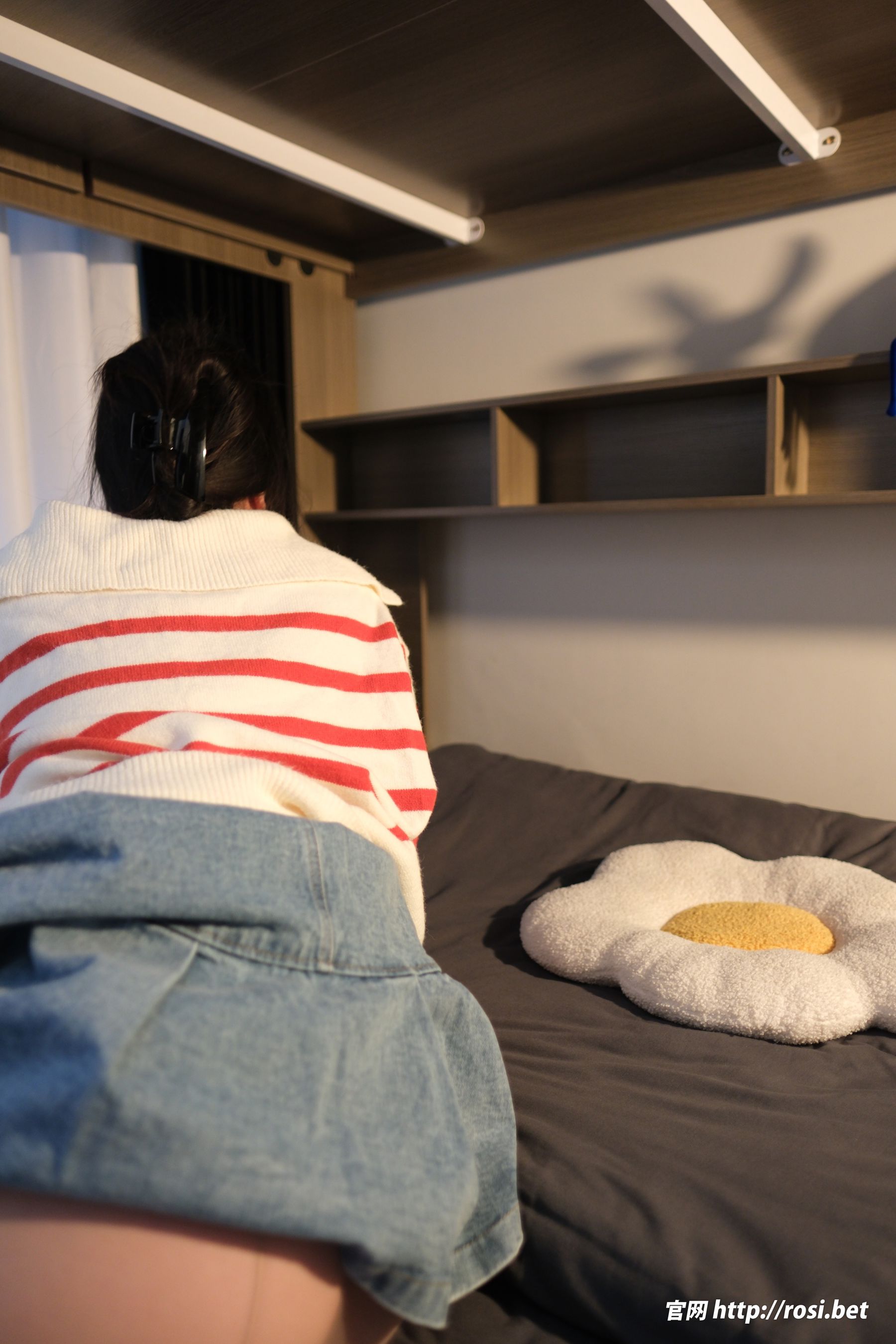 [ROSI写真] 2025.11.11 NO.5090/(102P)