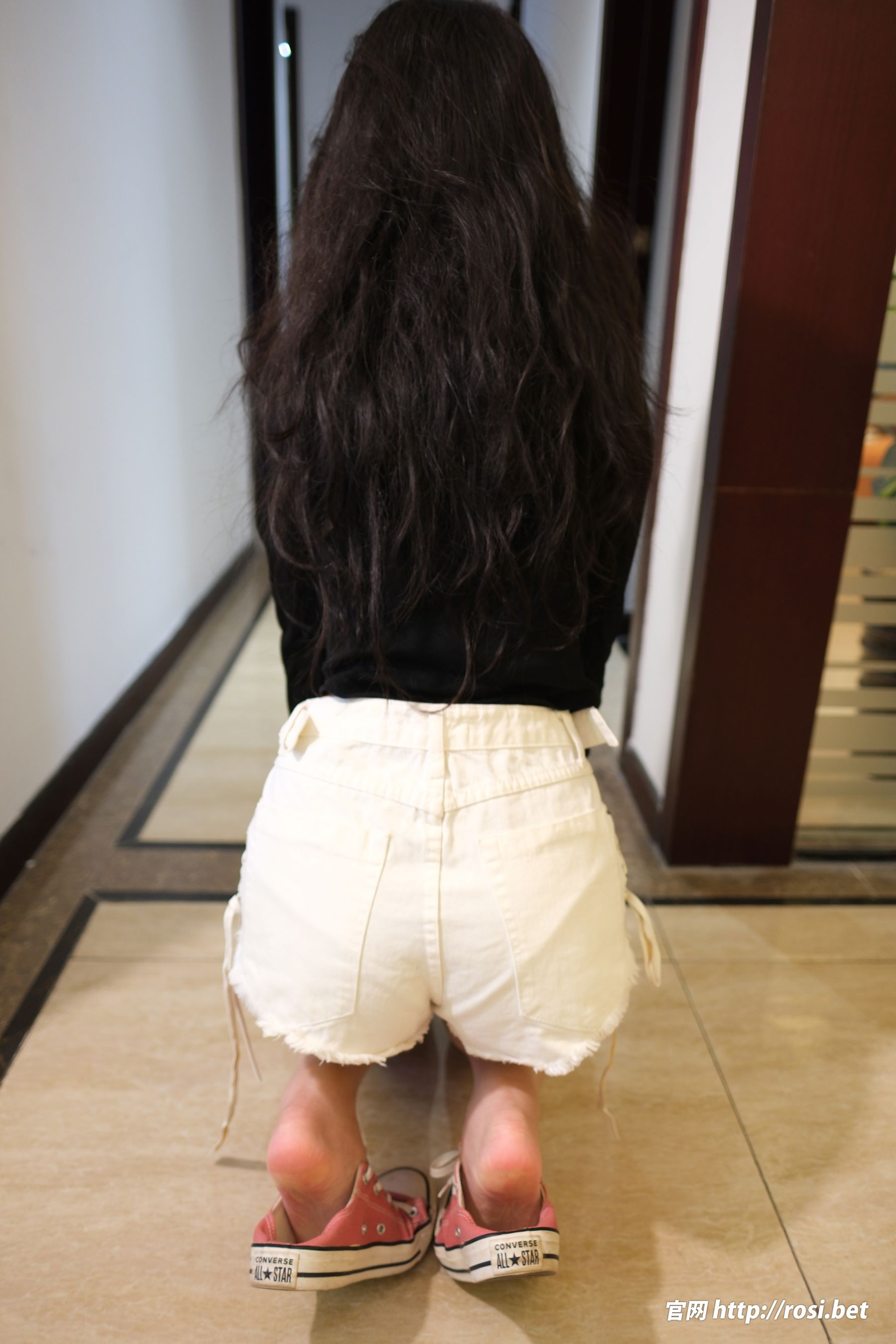 [ROSI写真] 2025.10.30 NO.5078/(104P)