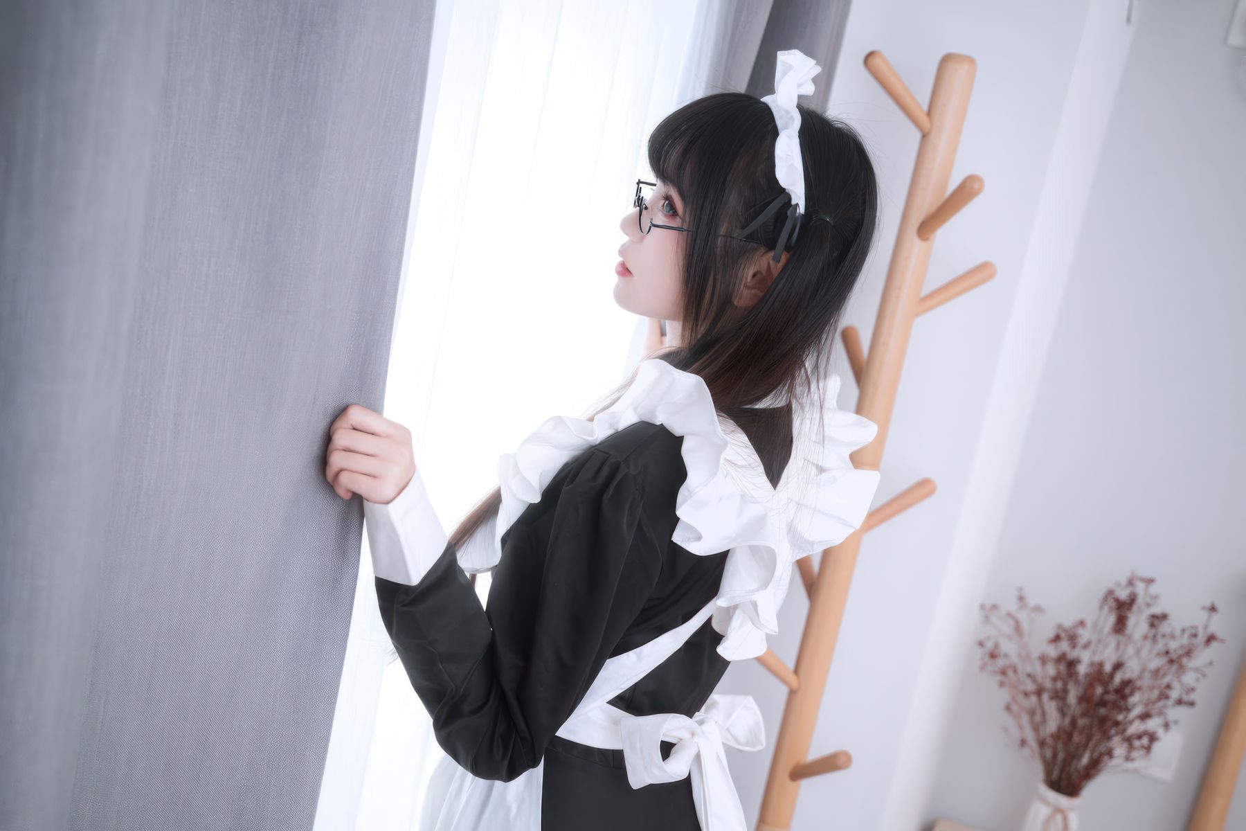 miko酱ww - 生日限定 女仆/(26P)