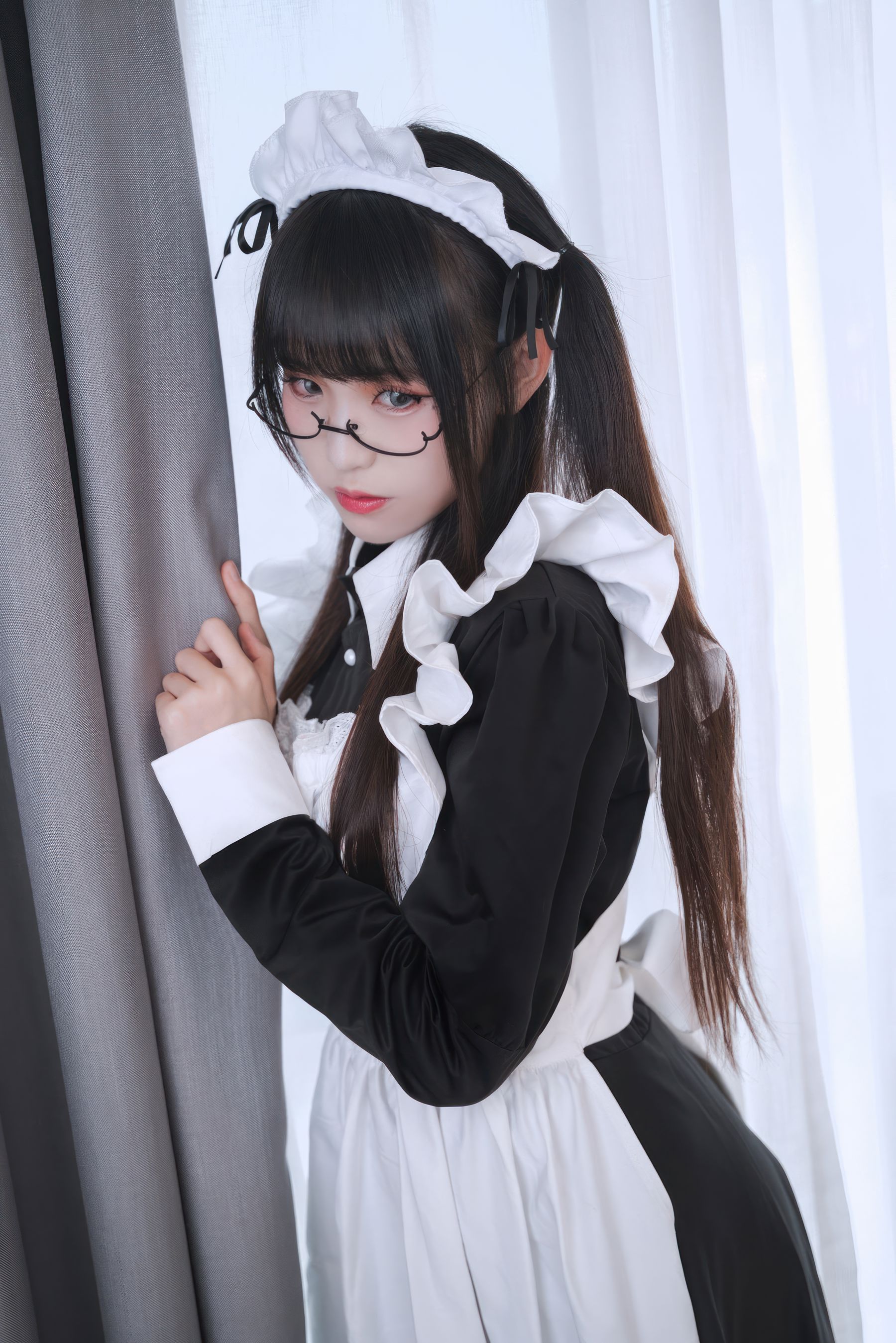 miko酱ww - 生日限定 女仆/(26P)