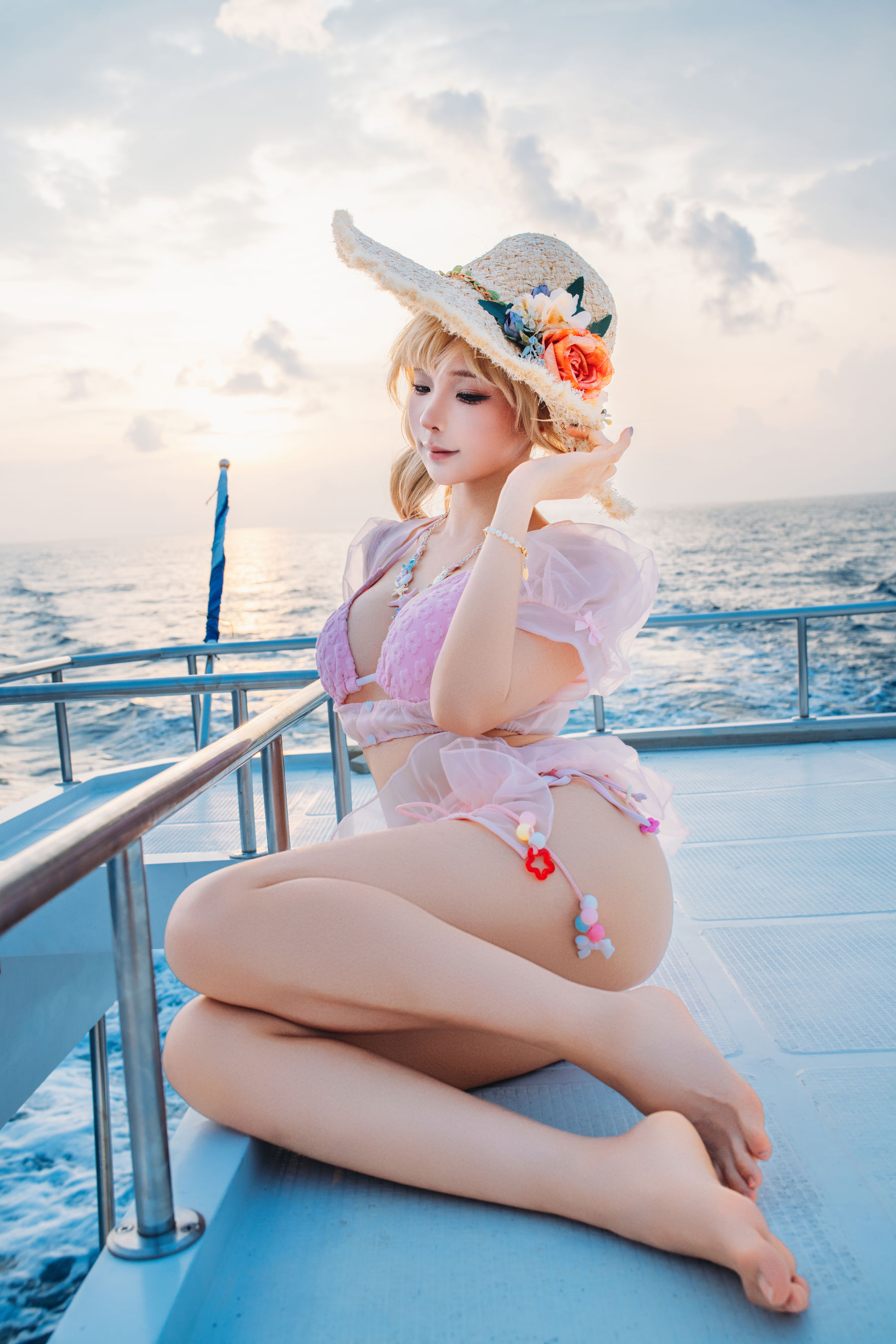 动漫博主 蠢沫沫 - 2025.12 自拍集/(200P)