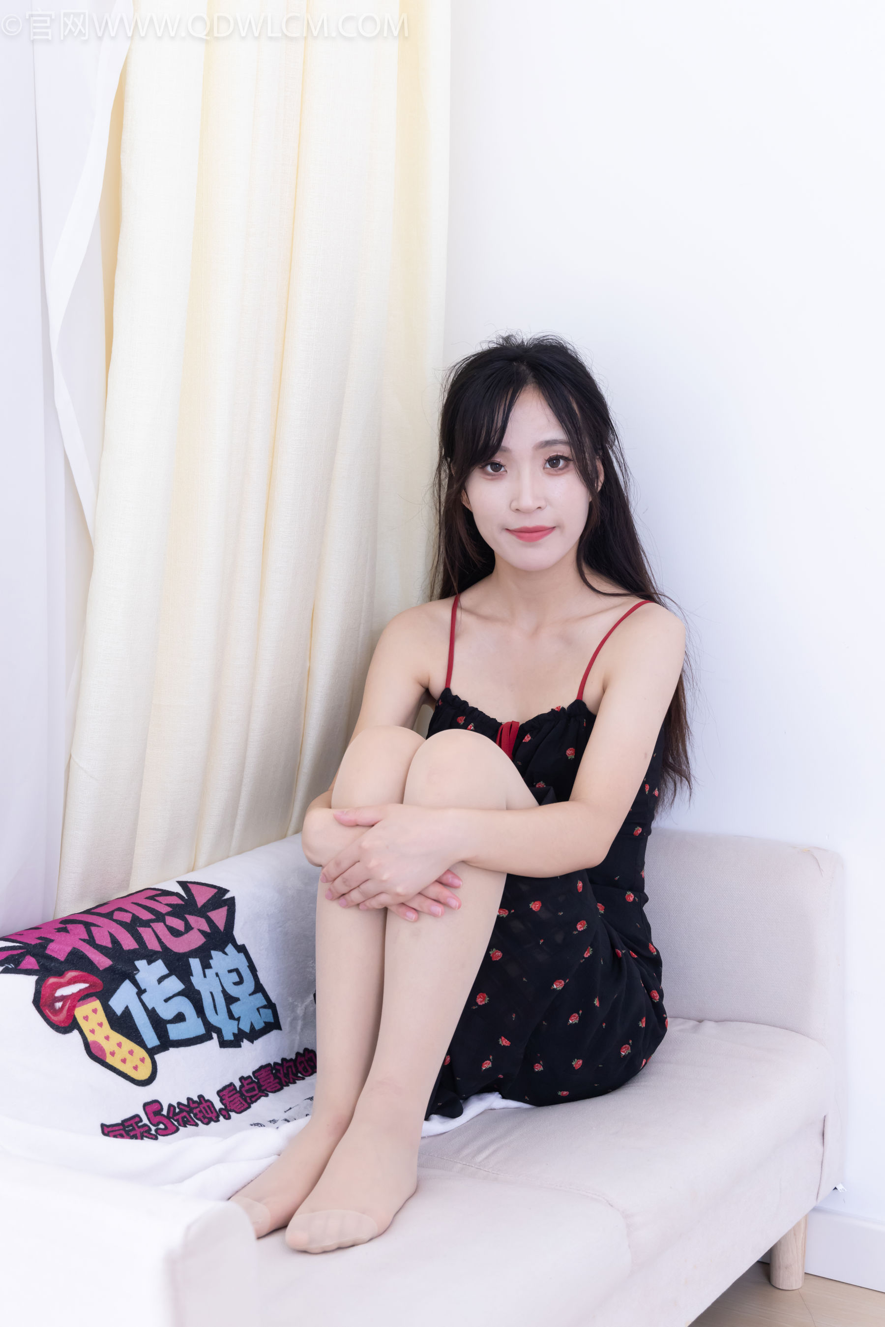 物恋传媒 No.2481 辣辣 - 高跟鞋、薄肉丝/(150P)