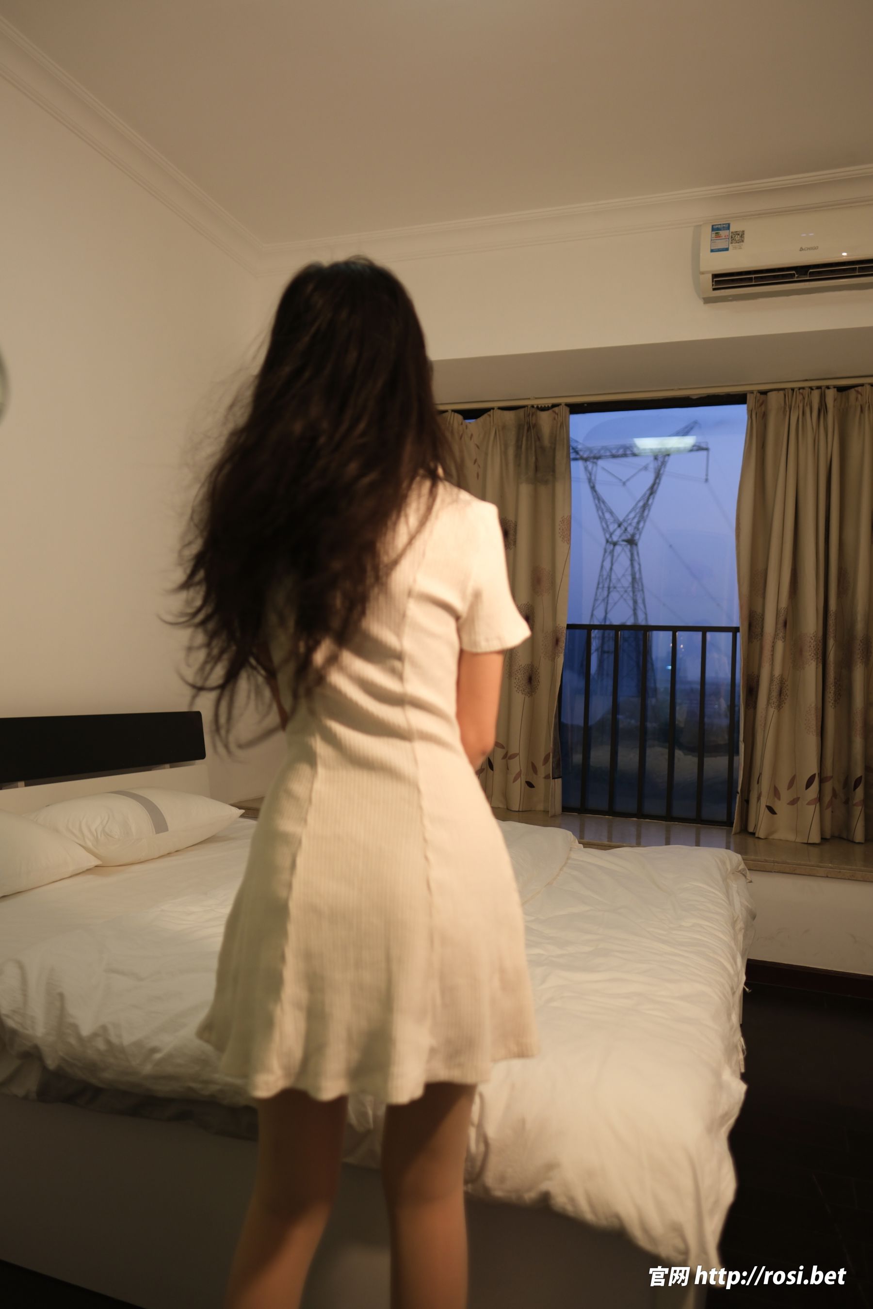 [ROSI写真] 2025.12.14 NO.5123/(97P)