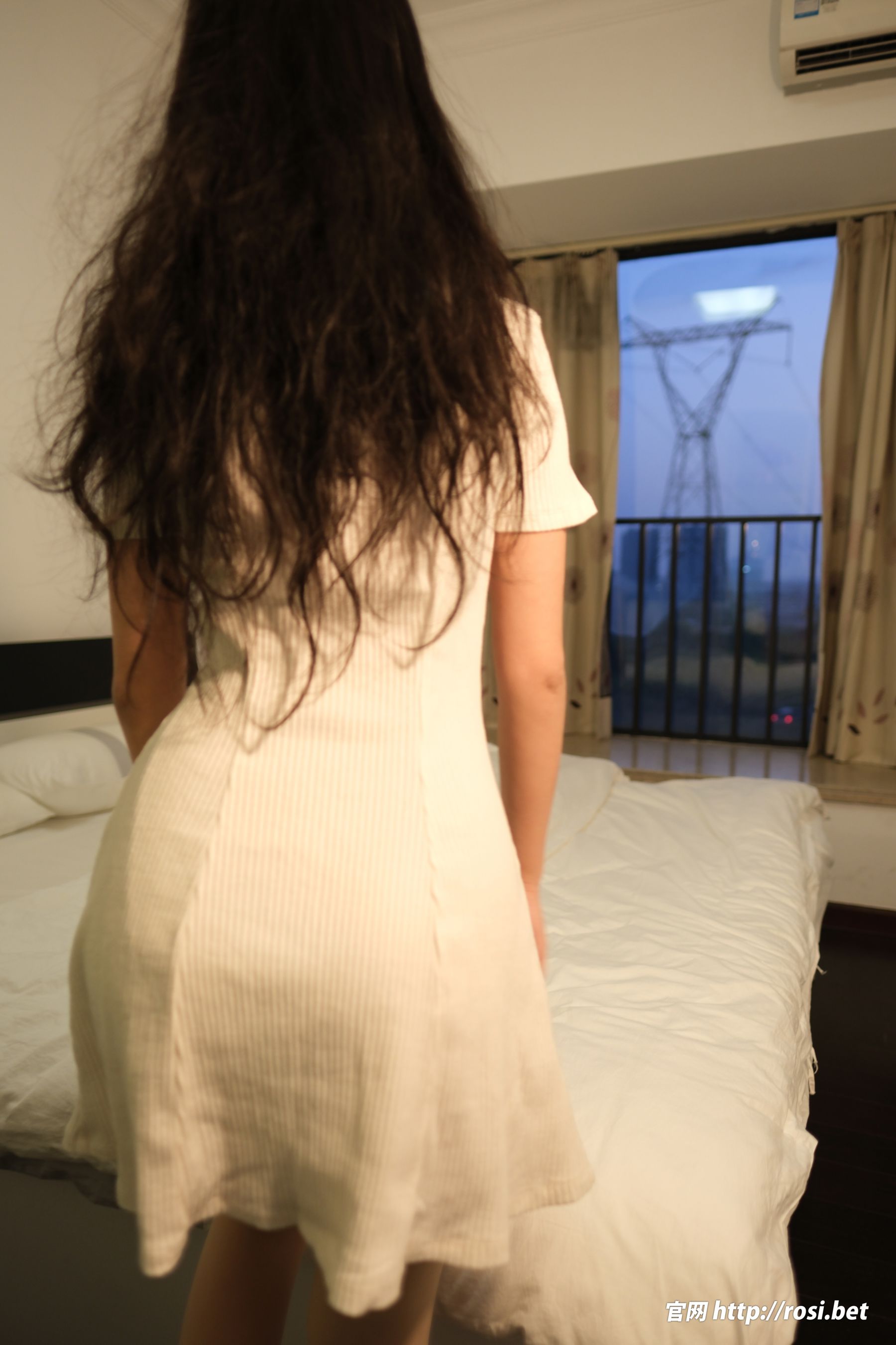 [ROSI写真] 2025.12.14 NO.5123/(97P)