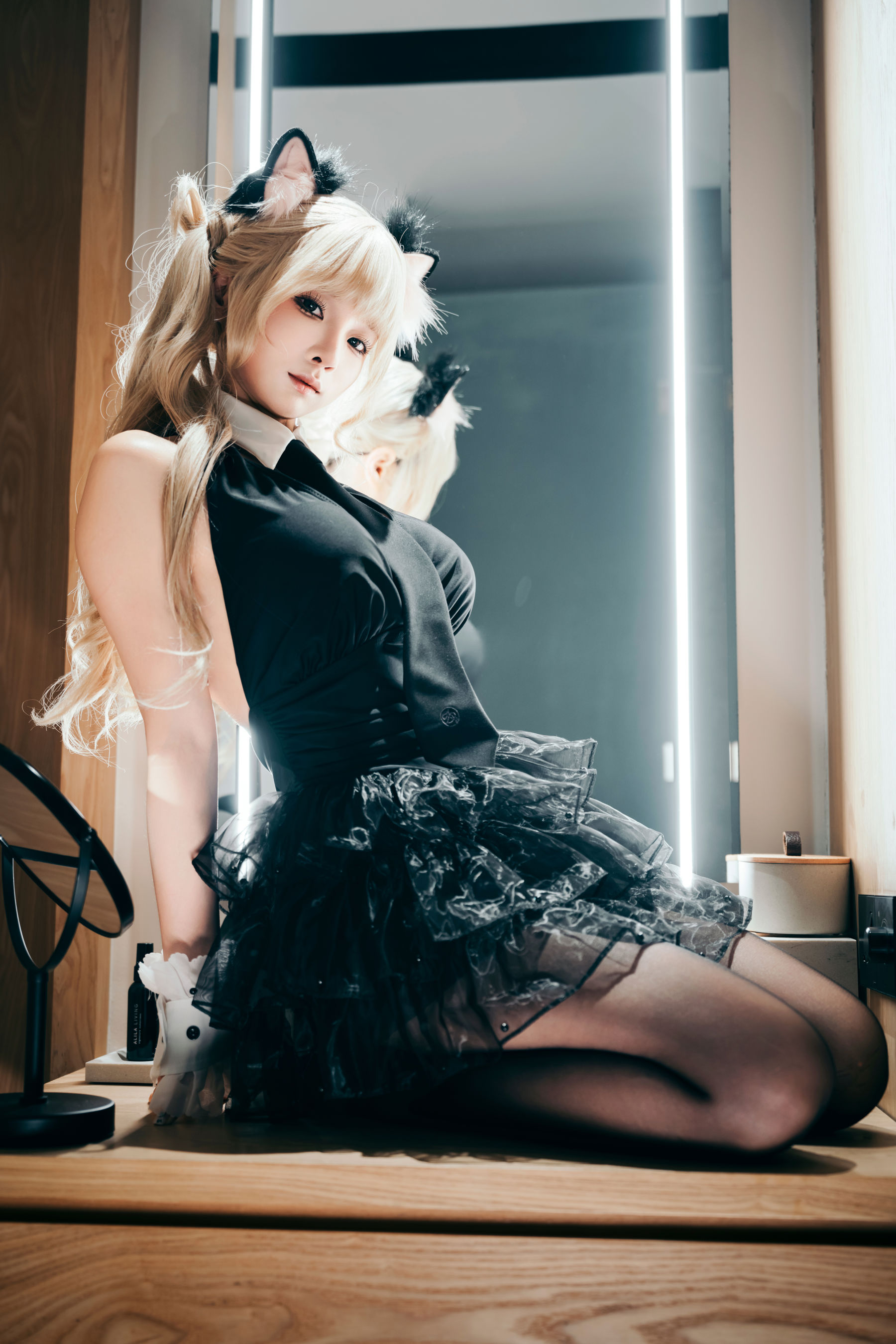 动漫博主 蠢沫沫 - 2025.12 自拍集/(200P)