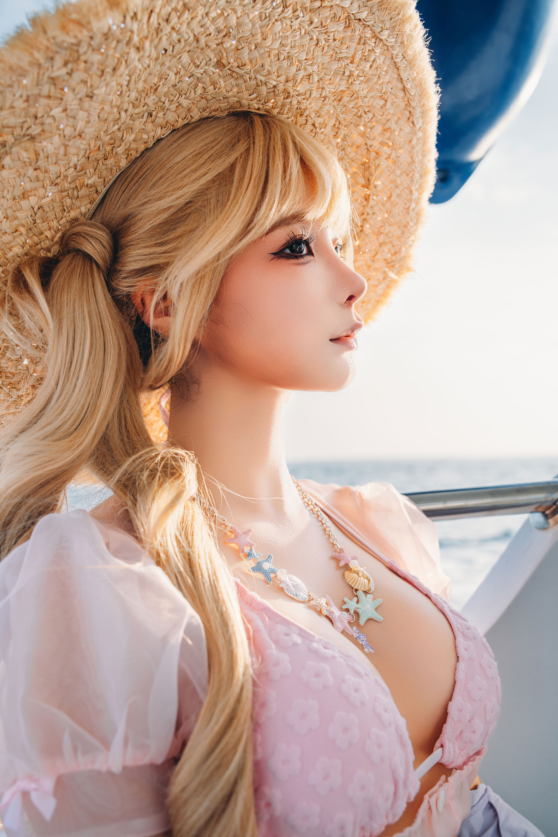 动漫博主 蠢沫沫 - 2025.12 自拍集/(200P)