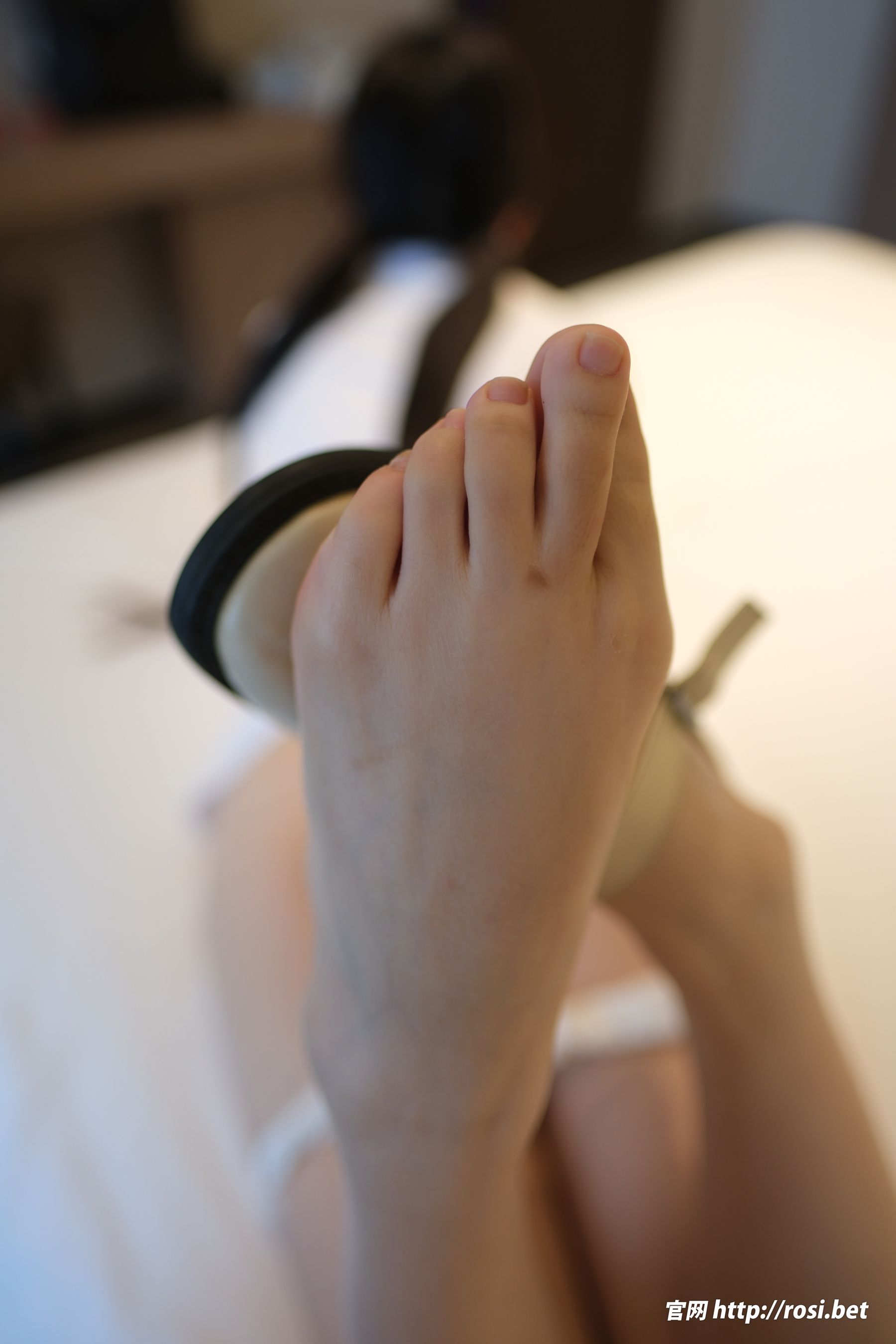 [ROSI写真] 2025.12.02 NO.5111/(154P)