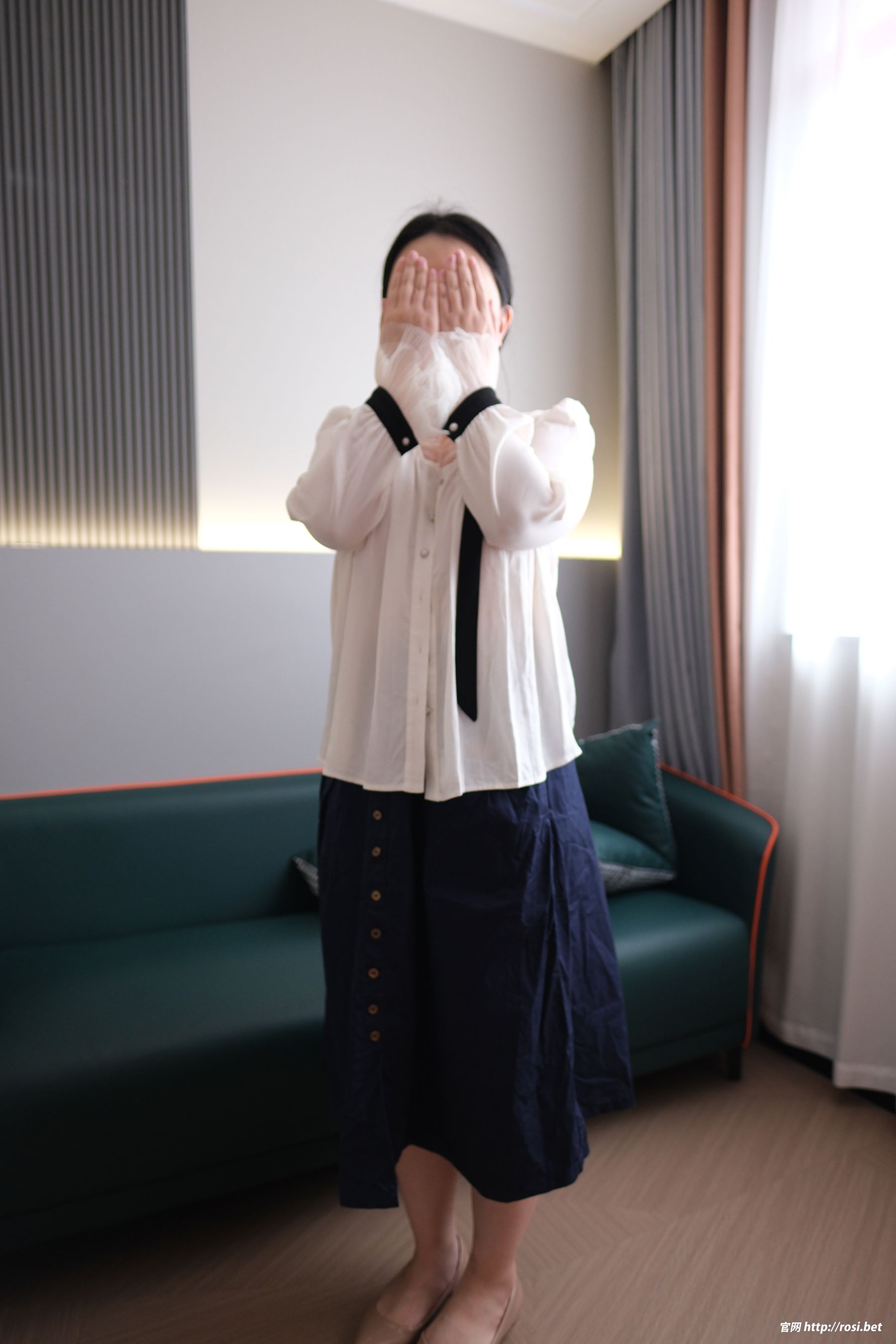 [ROSI写真] 2025.12.08 NO.5117/(28P)