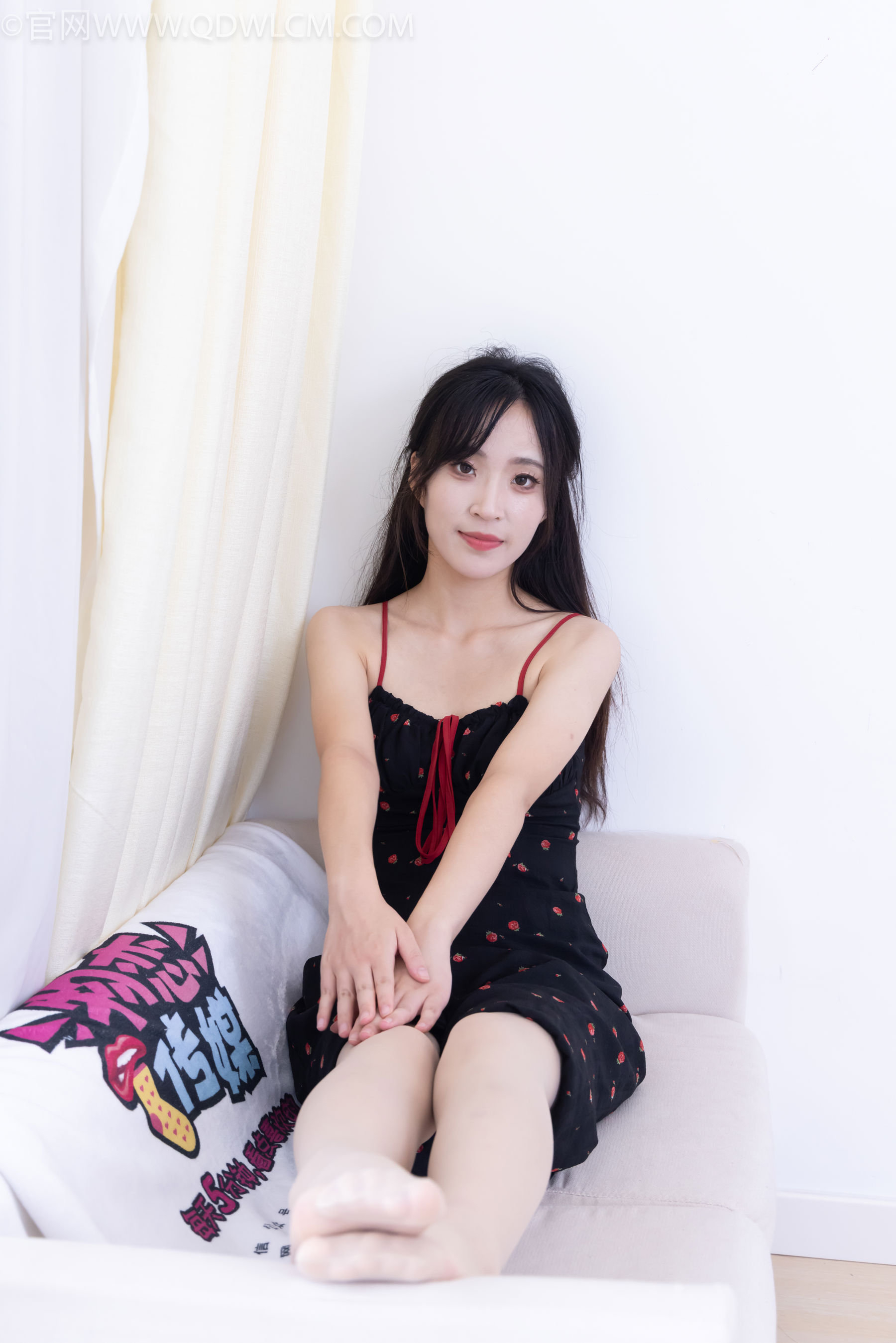 物恋传媒 No.2481 辣辣 - 高跟鞋、薄肉丝/(150P)