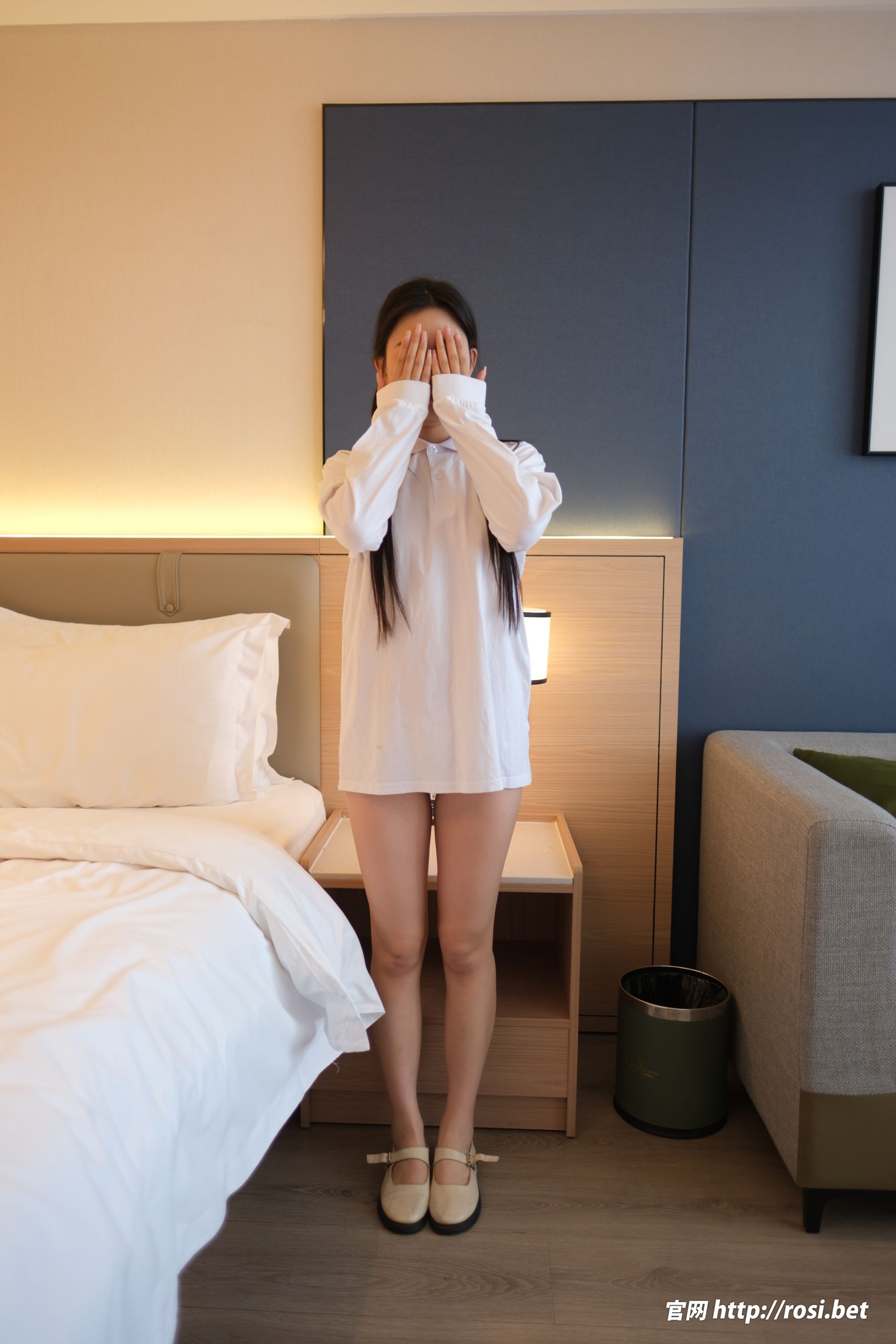 [ROSI写真] 2025.12.02 NO.5111/(154P)