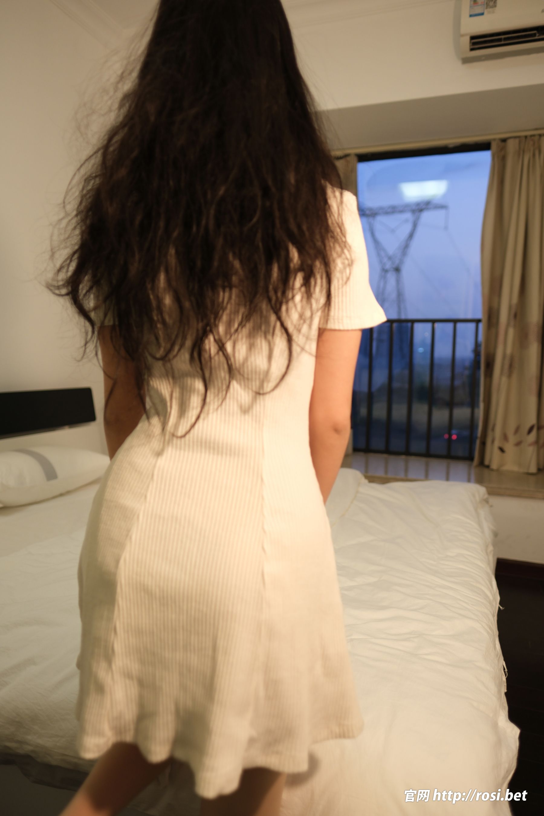 [ROSI写真] 2025.12.14 NO.5123/(97P)