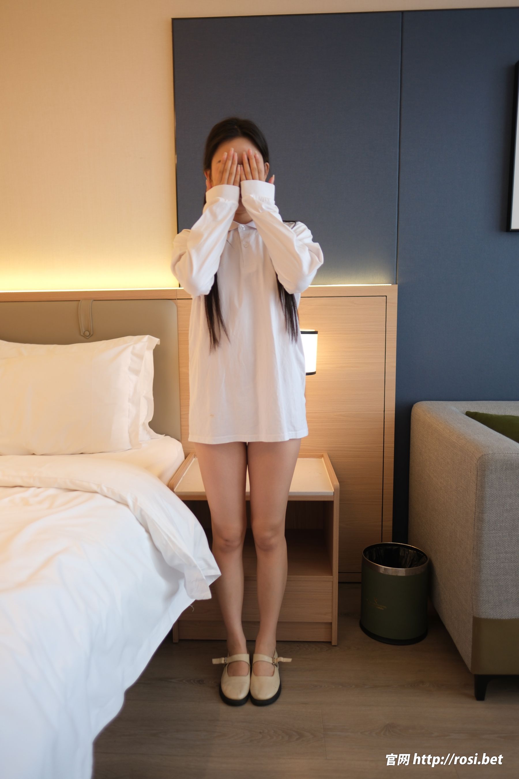 [ROSI写真] 2025.12.02 NO.5111/(154P)