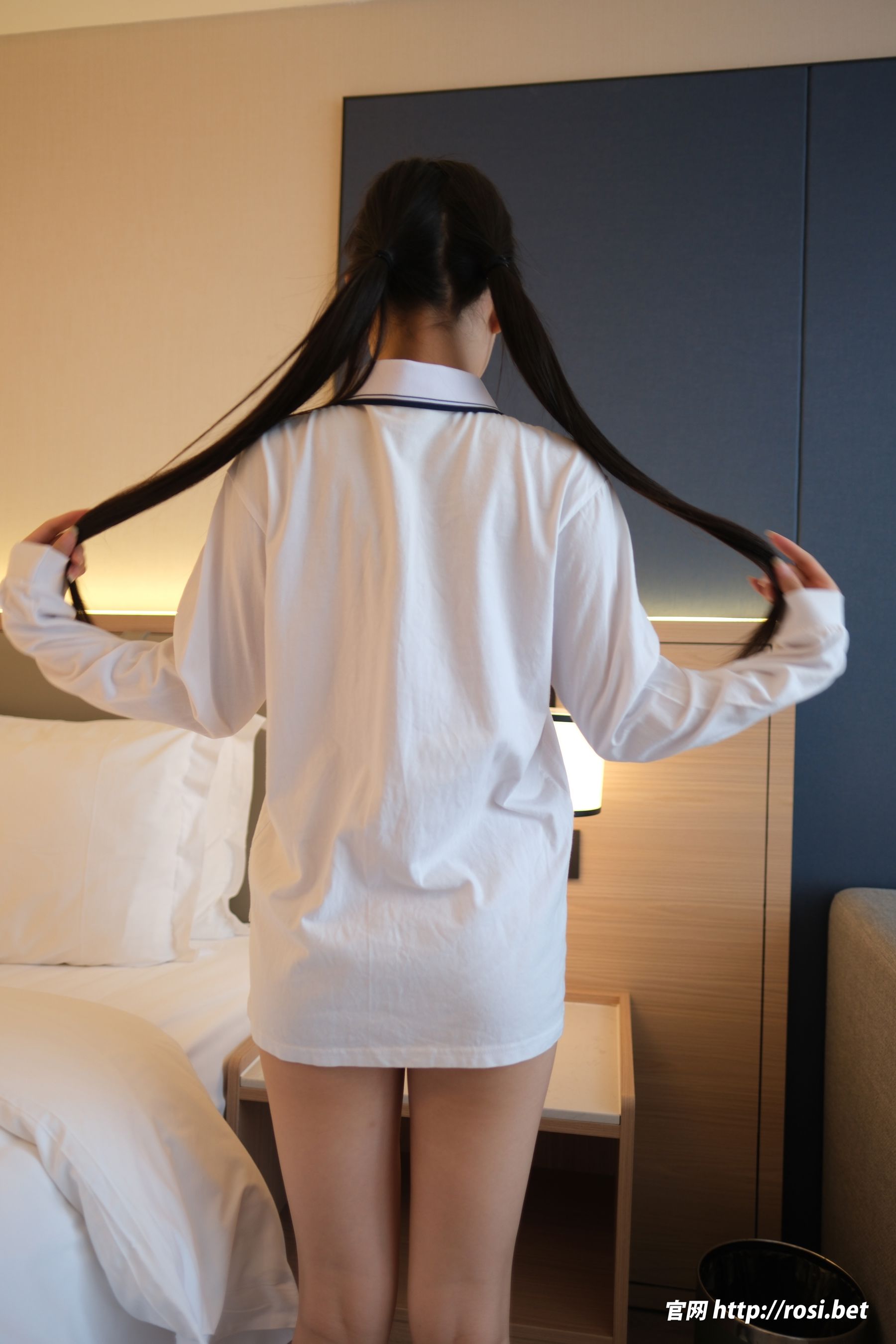 [ROSI写真] 2025.12.02 NO.5111/(154P)