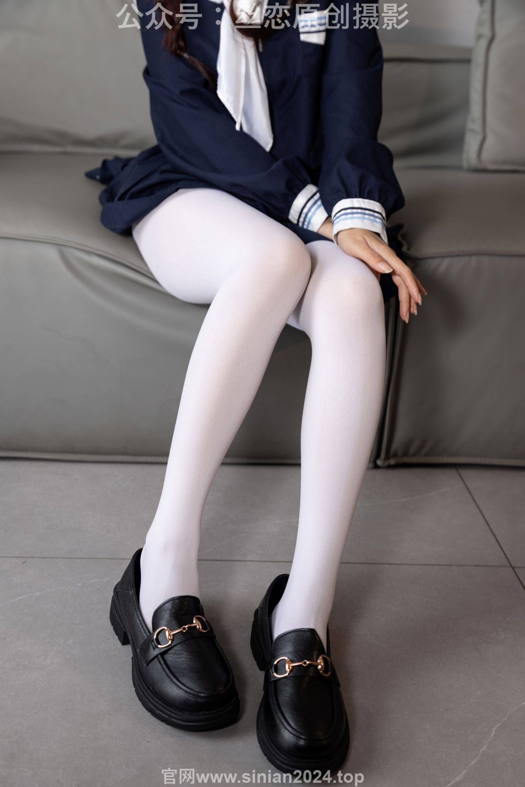 丝恋摄影 No.001 小梦 - 乐福鞋 厚白丝/(243P)