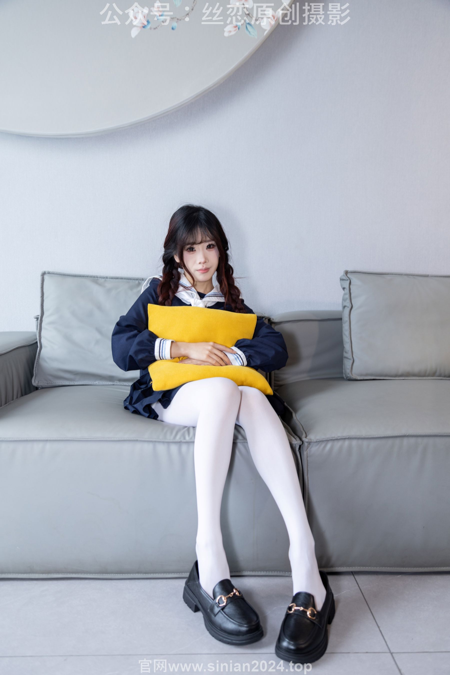 丝恋摄影 No.001 小梦 - 乐福鞋 厚白丝/(243P)