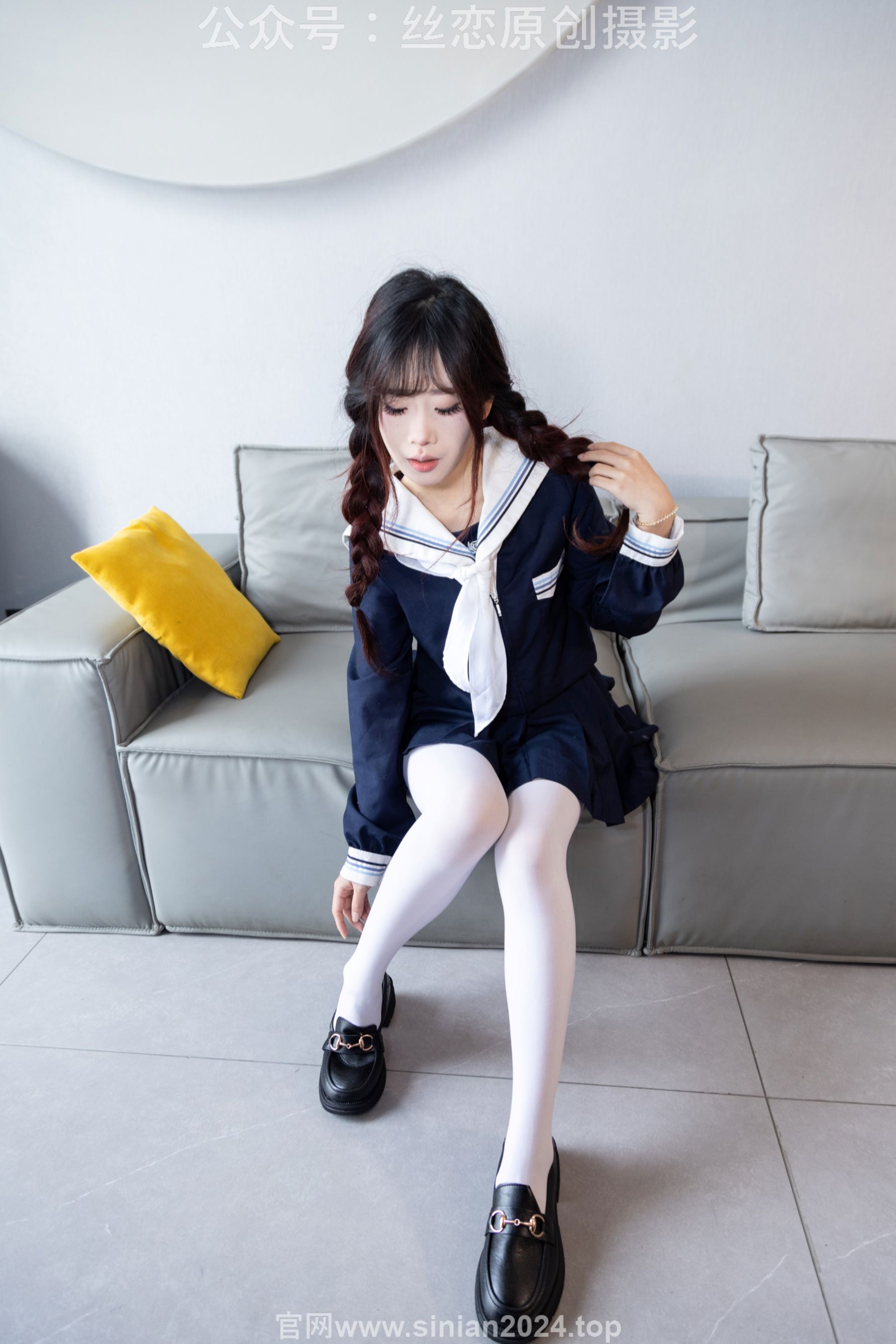 丝恋摄影 No.001 小梦 - 乐福鞋 厚白丝/(243P)
