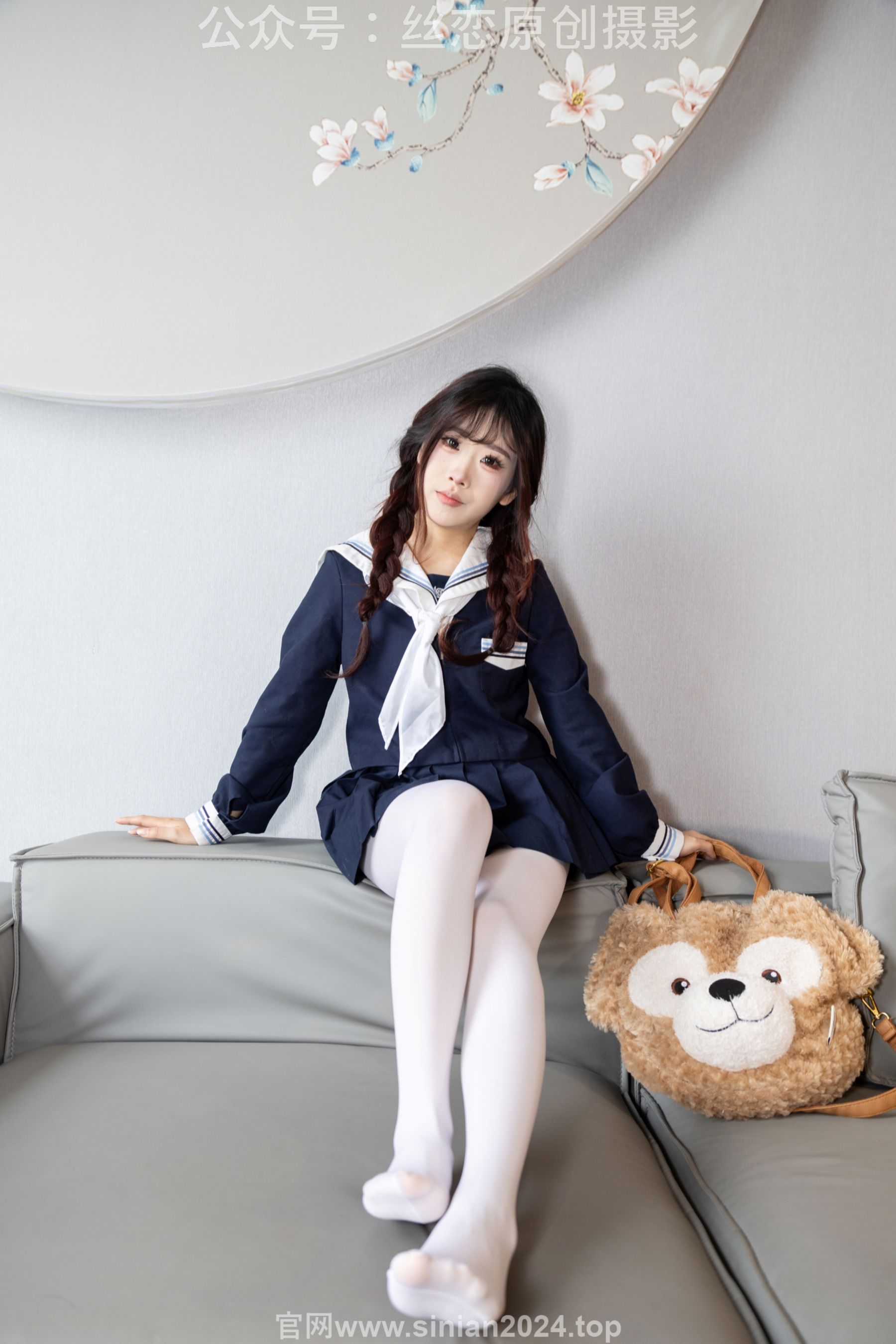 丝恋摄影 No.001 小梦 - 乐福鞋 厚白丝/(243P)