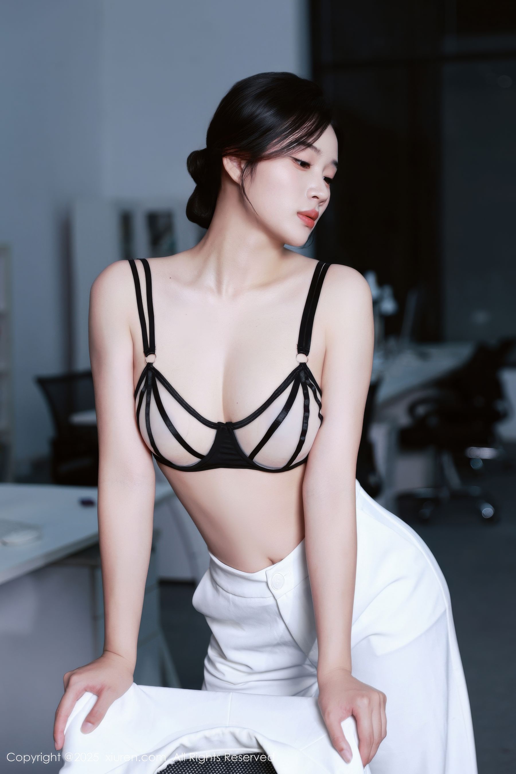 [秀人XiuRen] 2025.10.24 No.10908 南乔/(72P)