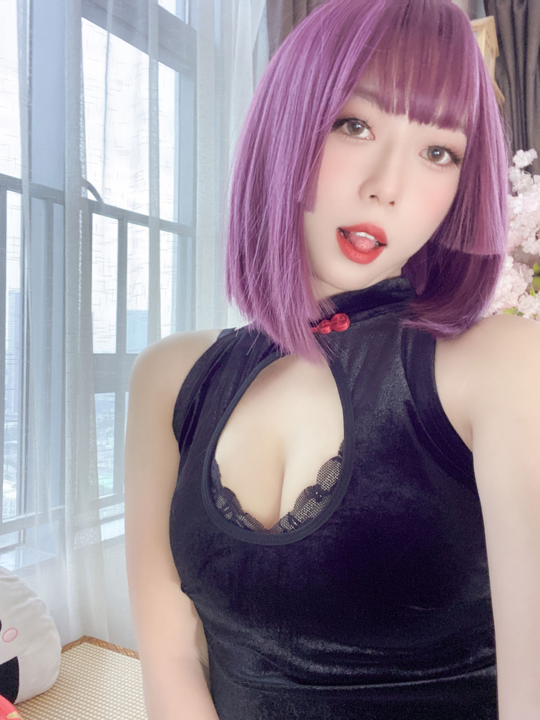 动漫博主 Money冷冷 - 高叉旗袍蕾丝裙/(107P)