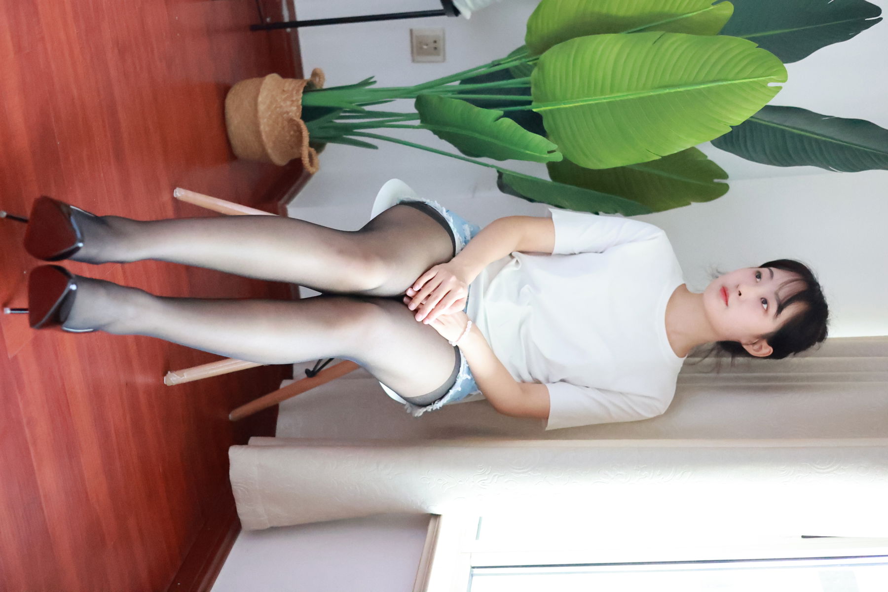 三禾摄影 No.012 牛仔热裤 高跟 长丝/(208P)