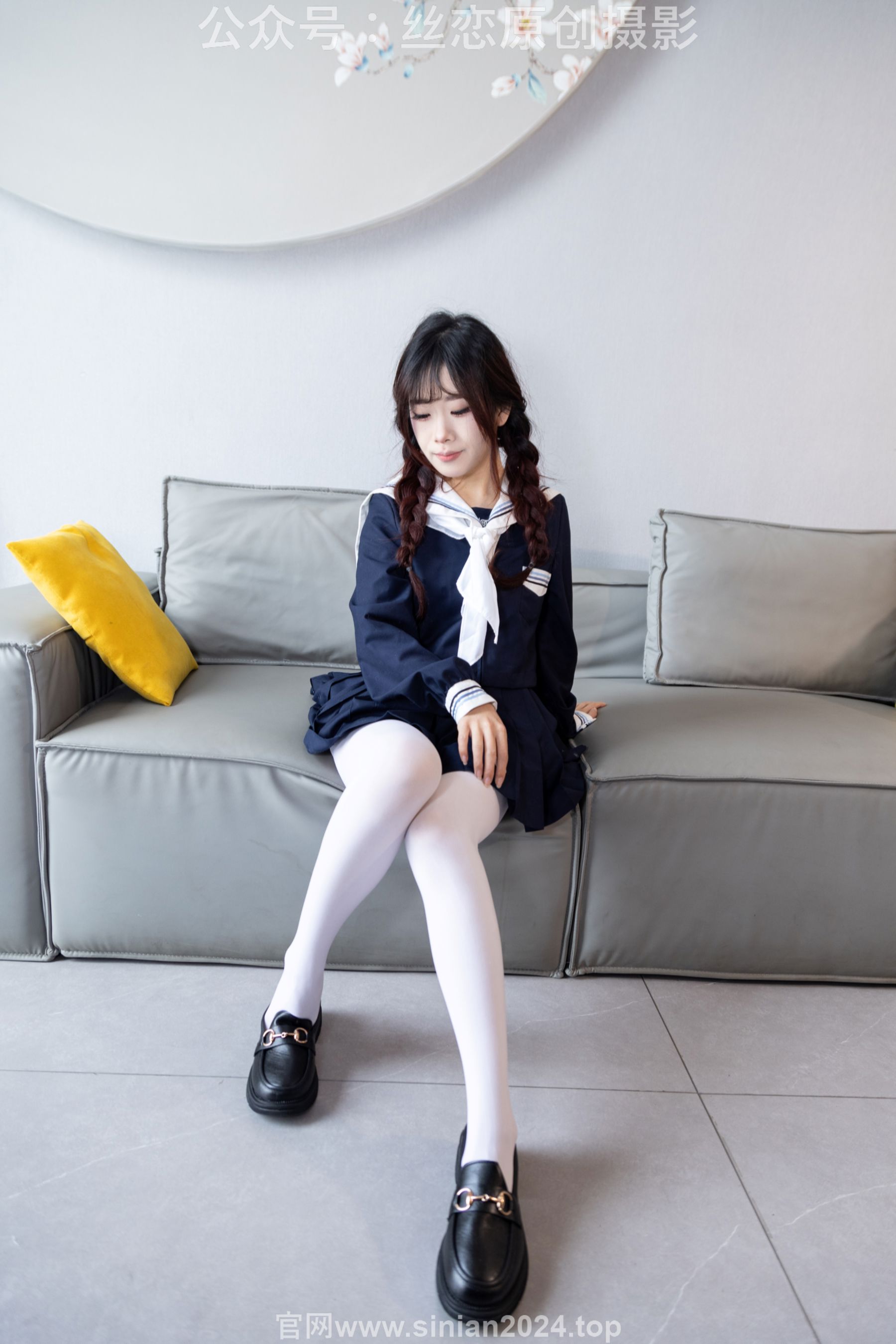 丝恋摄影 No.001 小梦 - 乐福鞋 厚白丝/(243P)