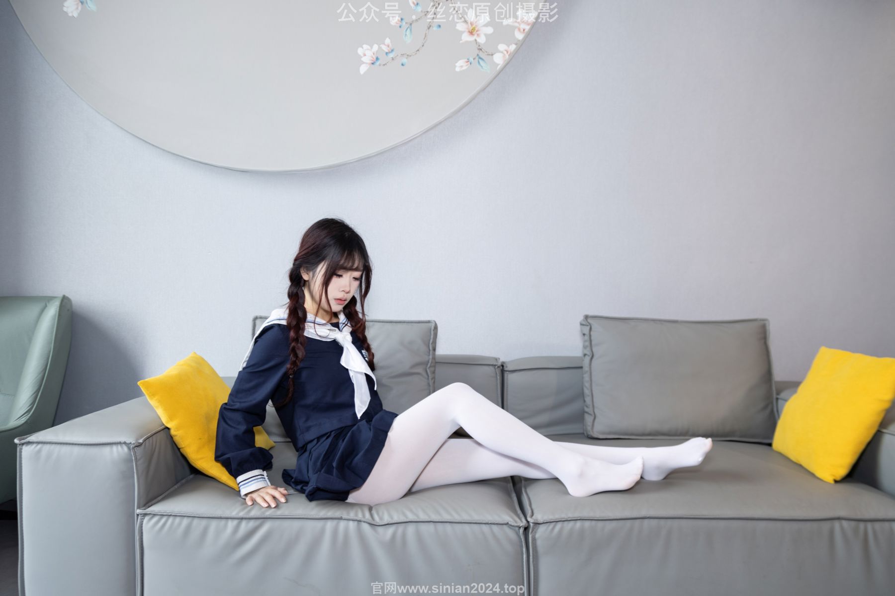 丝恋摄影 No.001 小梦 - 乐福鞋 厚白丝/(243P)