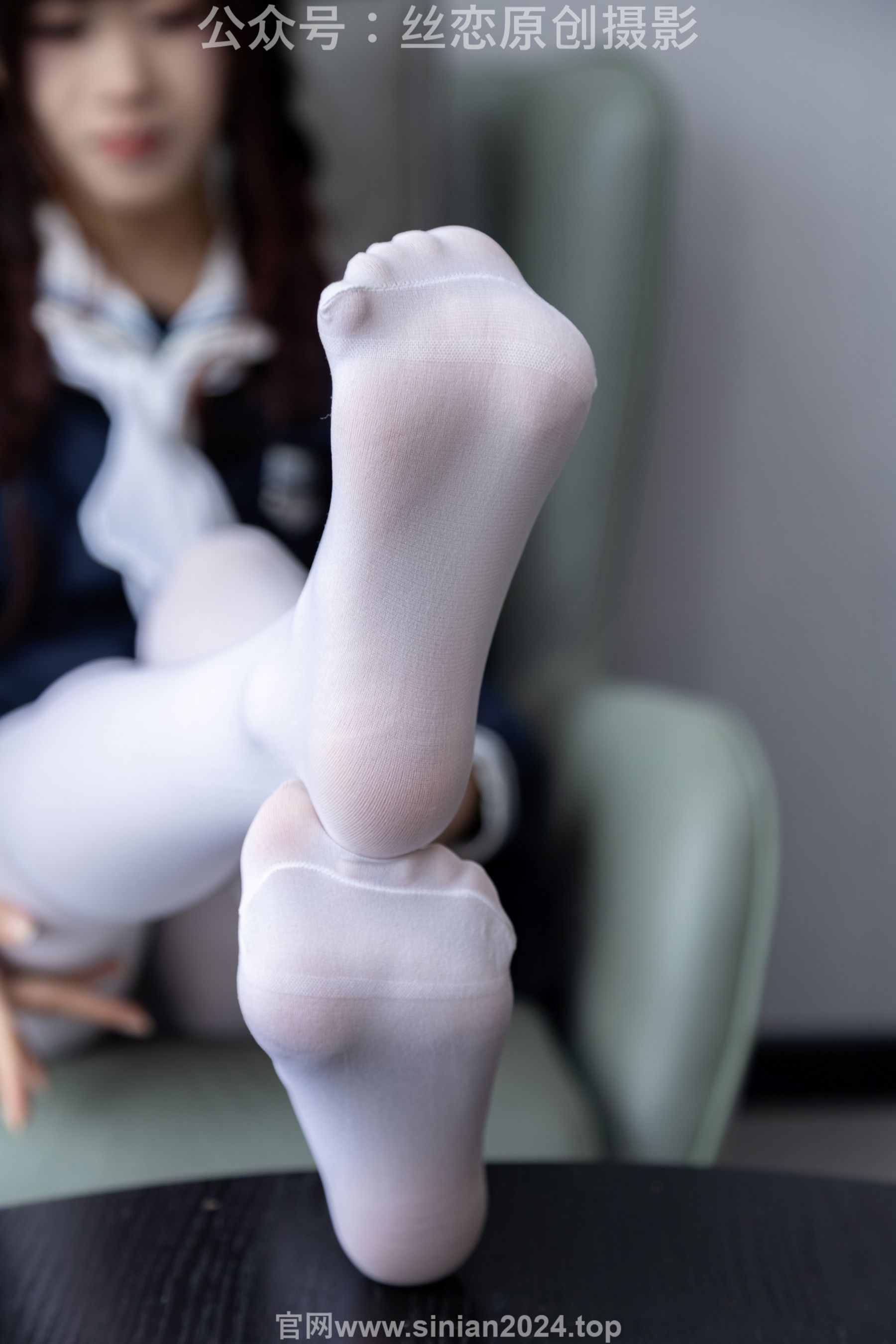 丝恋摄影 No.001 小梦 - 乐福鞋 厚白丝/(243P)