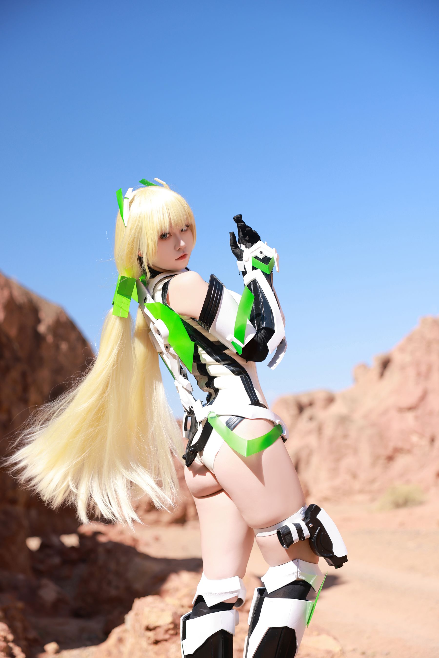 动漫博主 G44不会受伤 - 乐园追放 安吉拉/(40P)