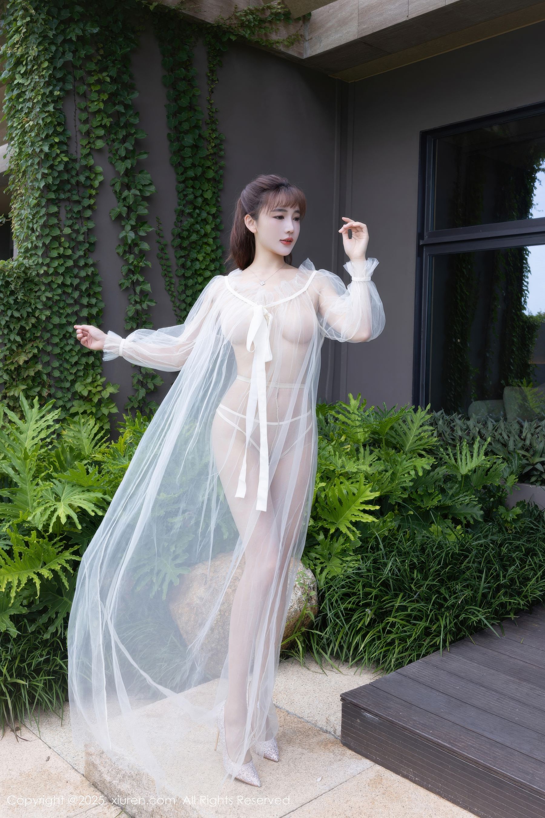 [秀人XiuRen] 2025.10.23 No.10903 陆萱萱/(70P)