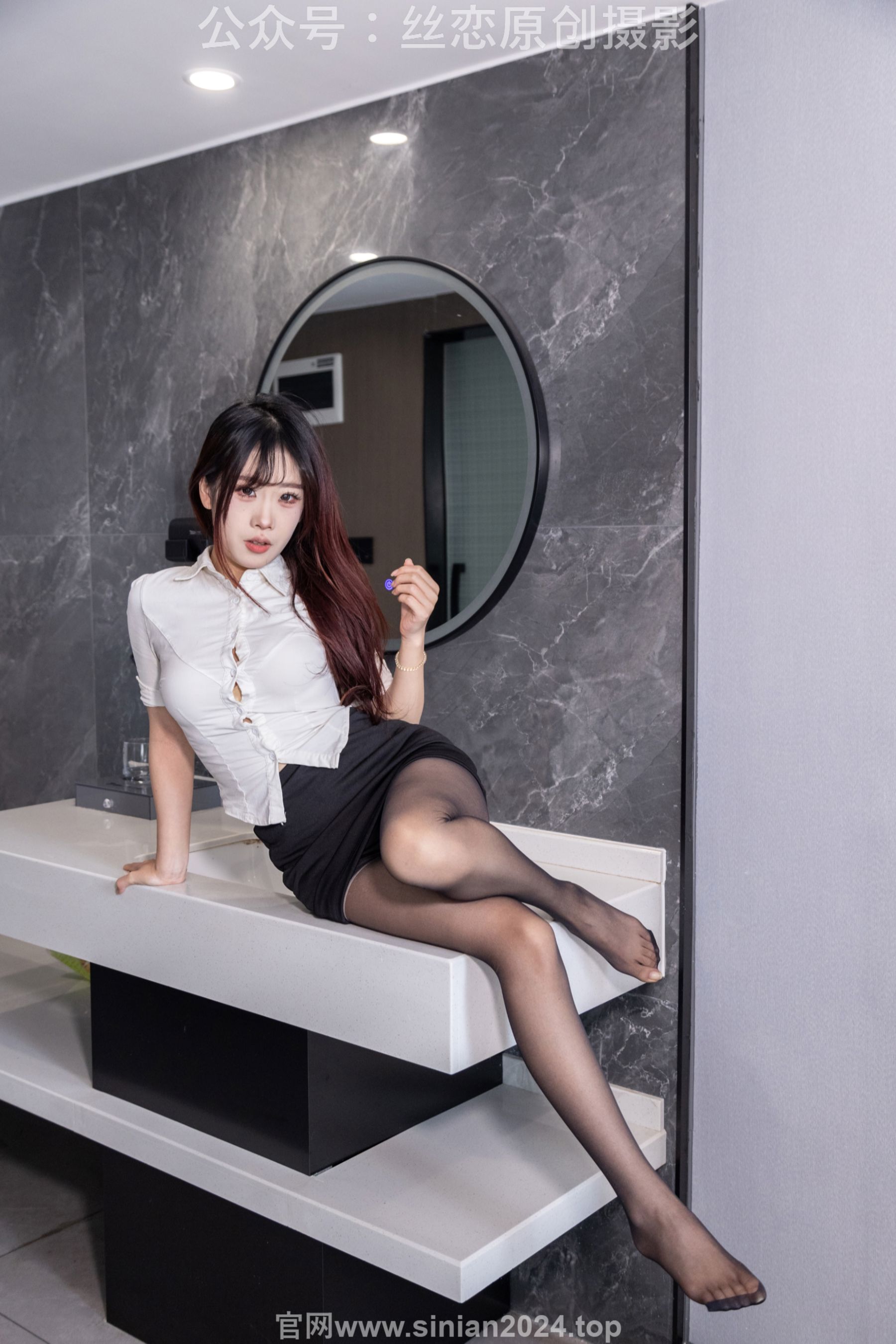 丝恋摄影 No.005 小梦 - 白色衬衫 黑色丝袜 包臀裙/(169P)