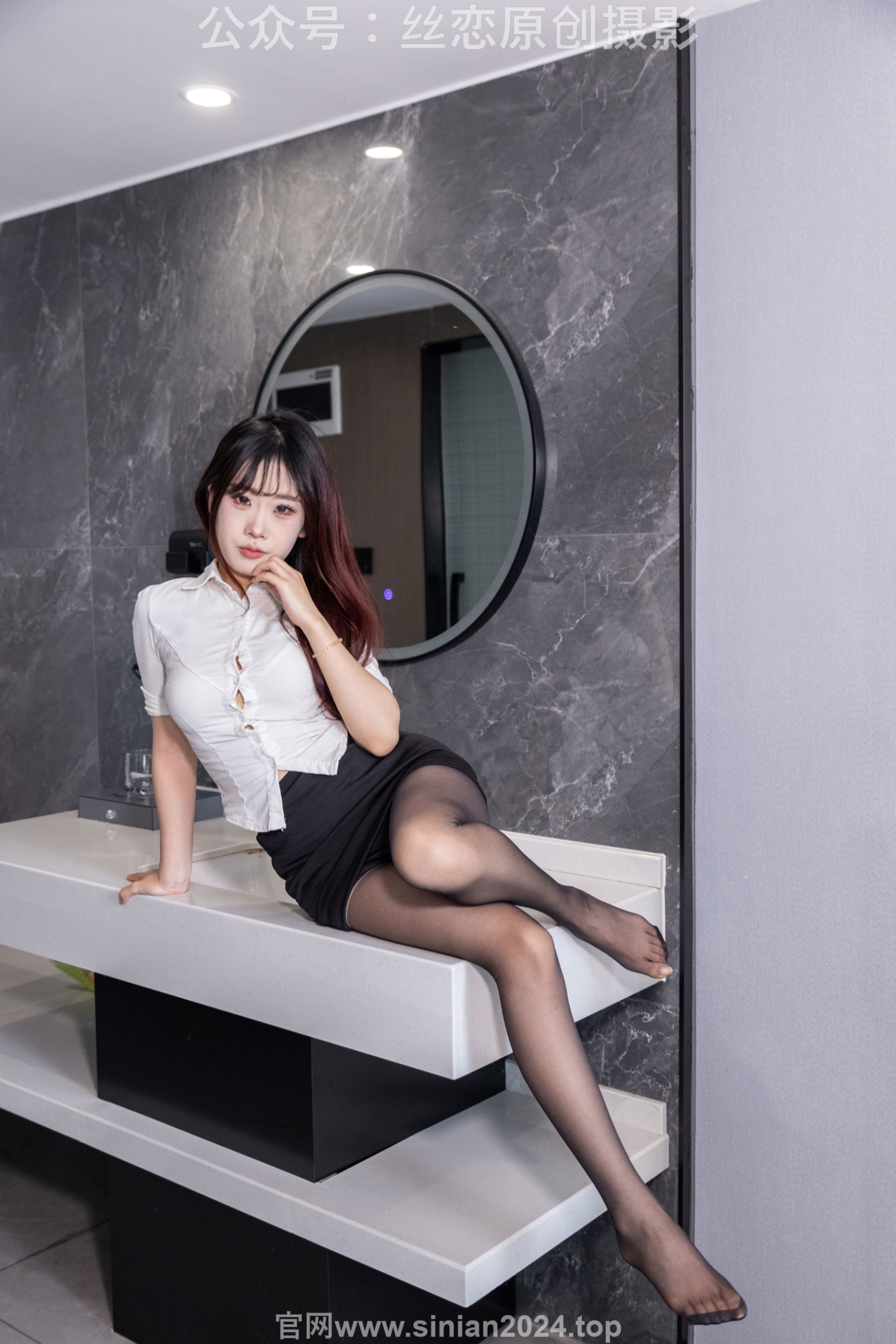丝恋摄影 No.005 小梦 - 白色衬衫 黑色丝袜 包臀裙/(169P)