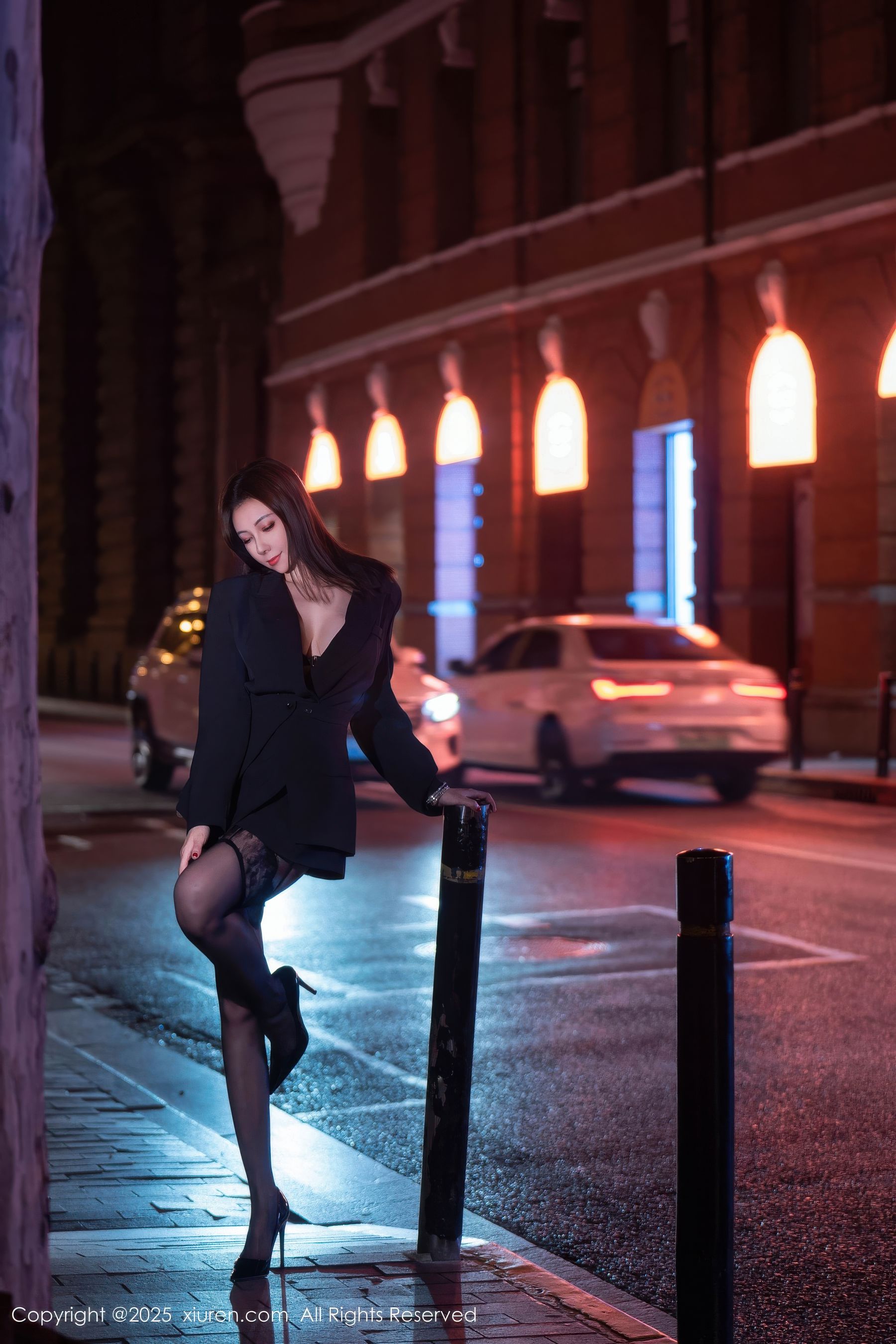 [秀人XiuRen] 2025.10.23 No.10899 果儿Victoria/(72P)