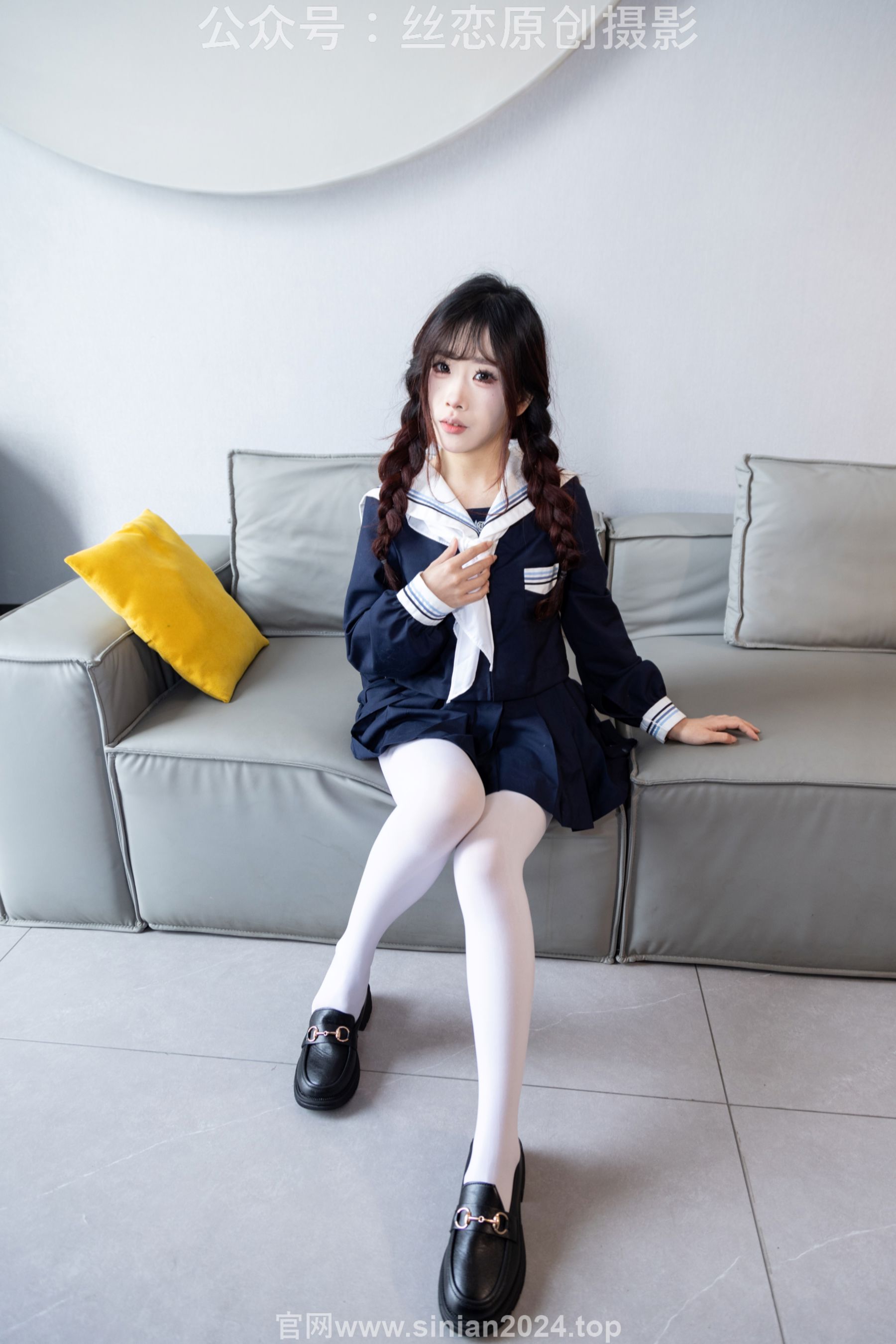 丝恋摄影 No.001 小梦 - 乐福鞋 厚白丝/(243P)