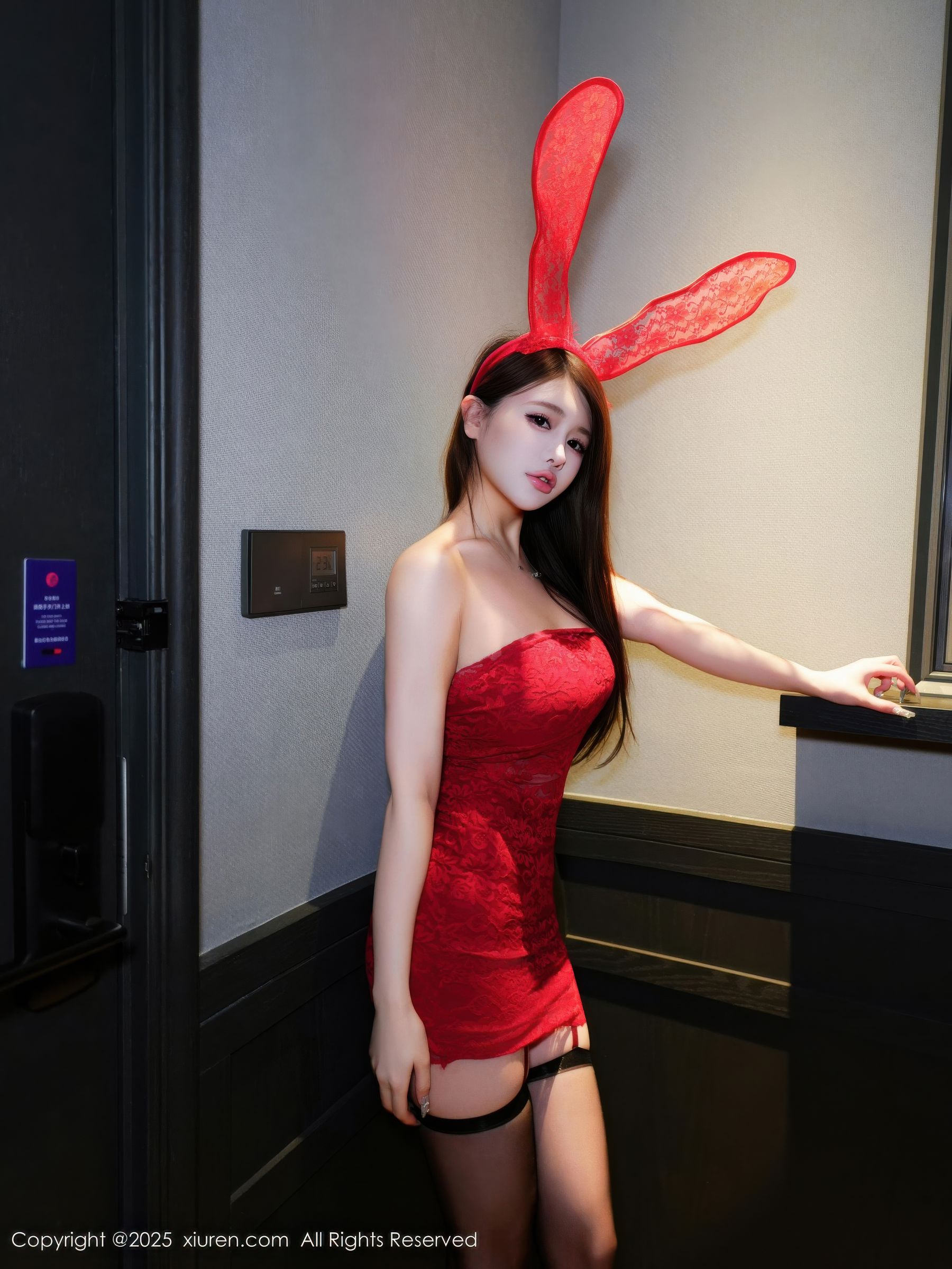 [秀人XiuRen] 2025.10.24 No.10907 甜妮/(73P)