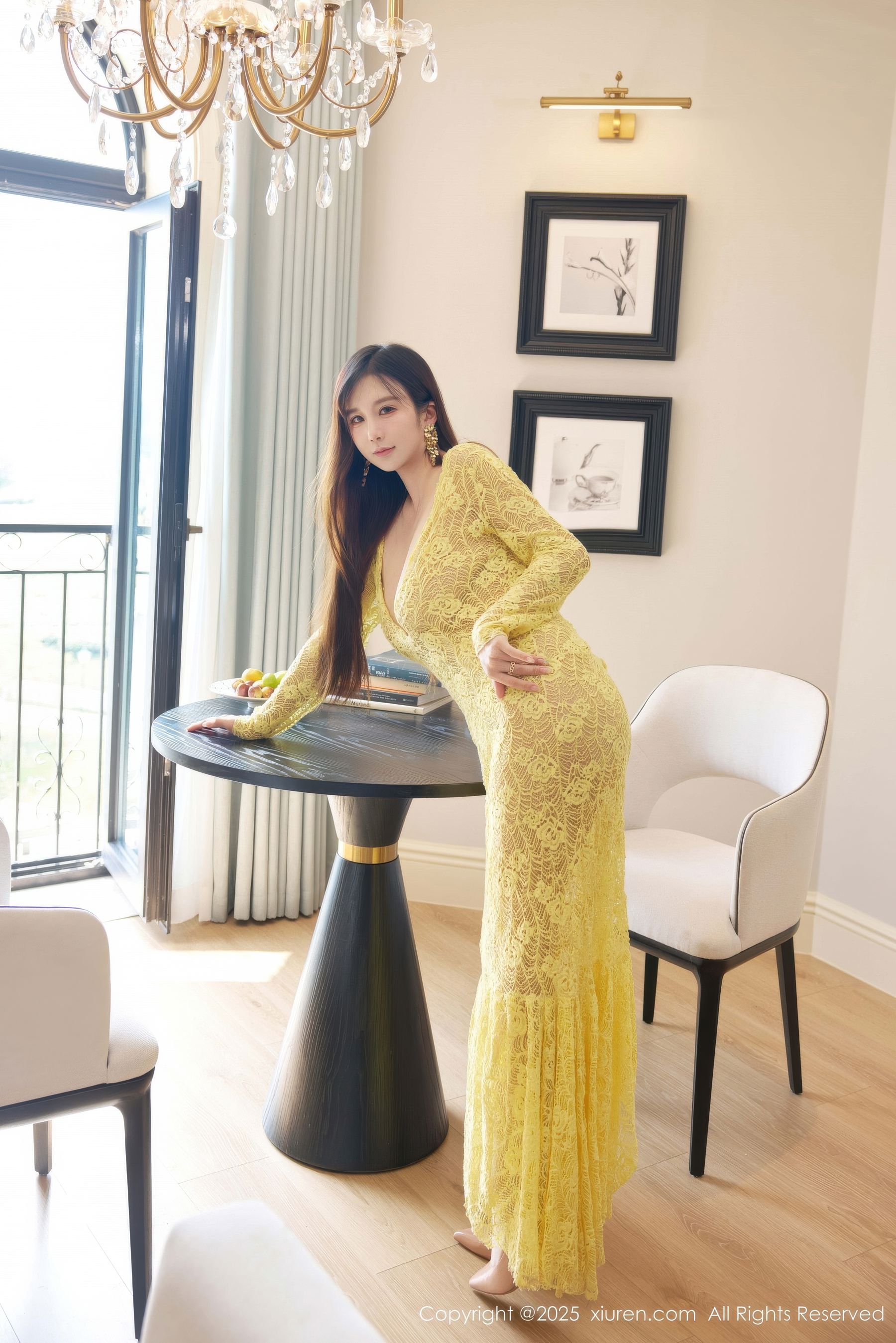 [秀人XiuRen] 2025.10.24 No.10909 小肉肉咪/(60P)