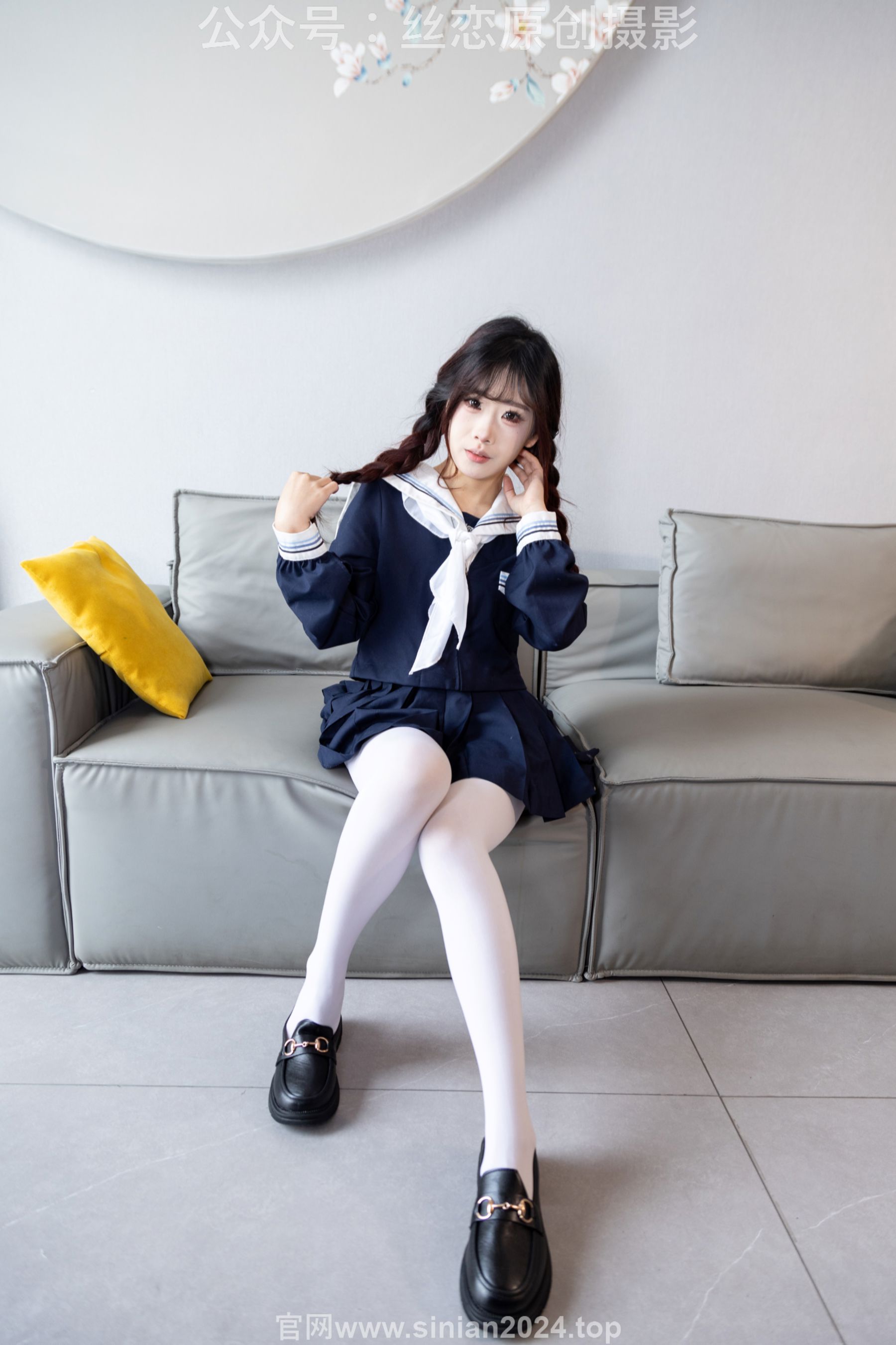 丝恋摄影 No.001 小梦 - 乐福鞋 厚白丝/(243P)